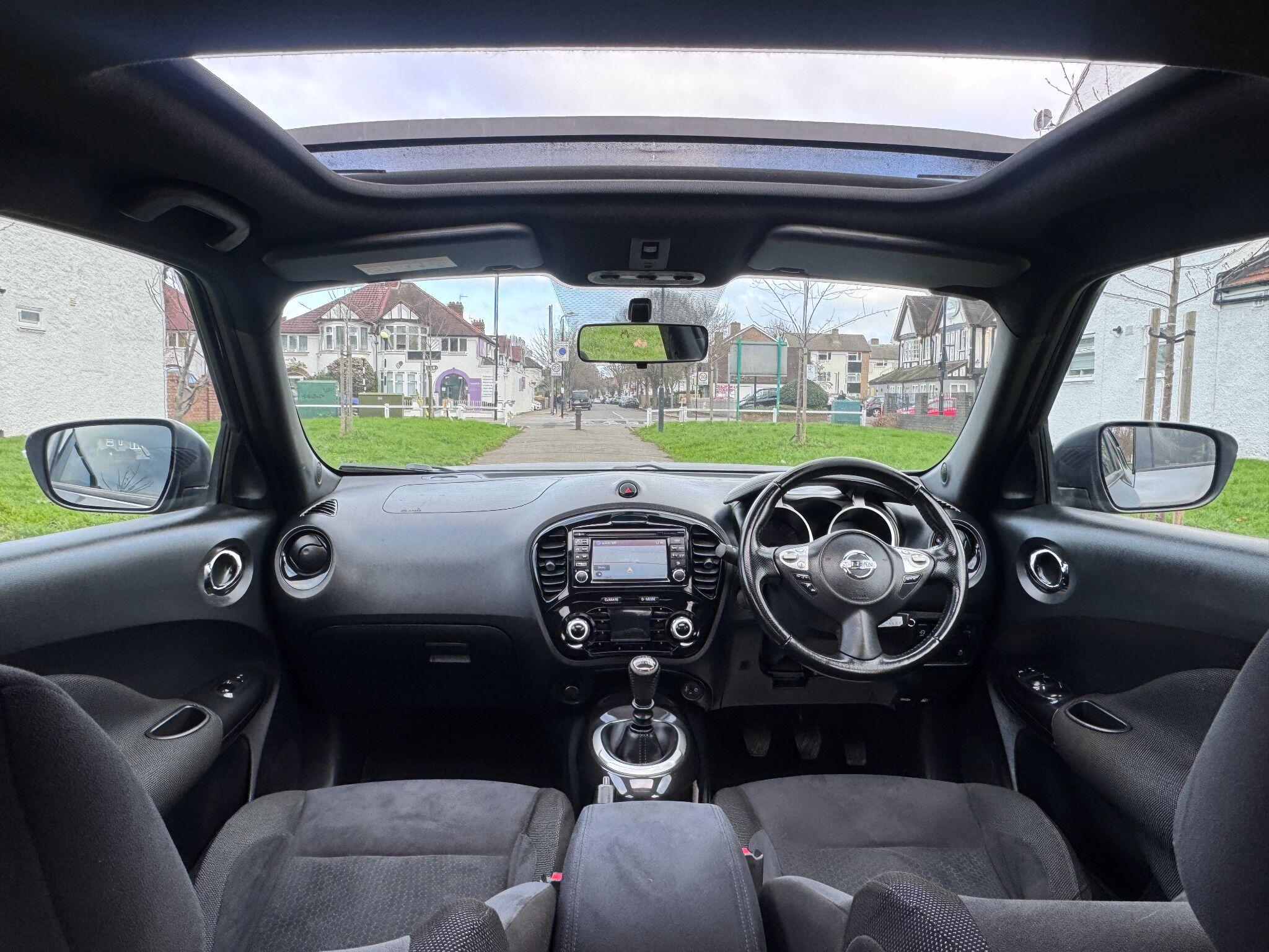 2015 Nissan Juke image 2