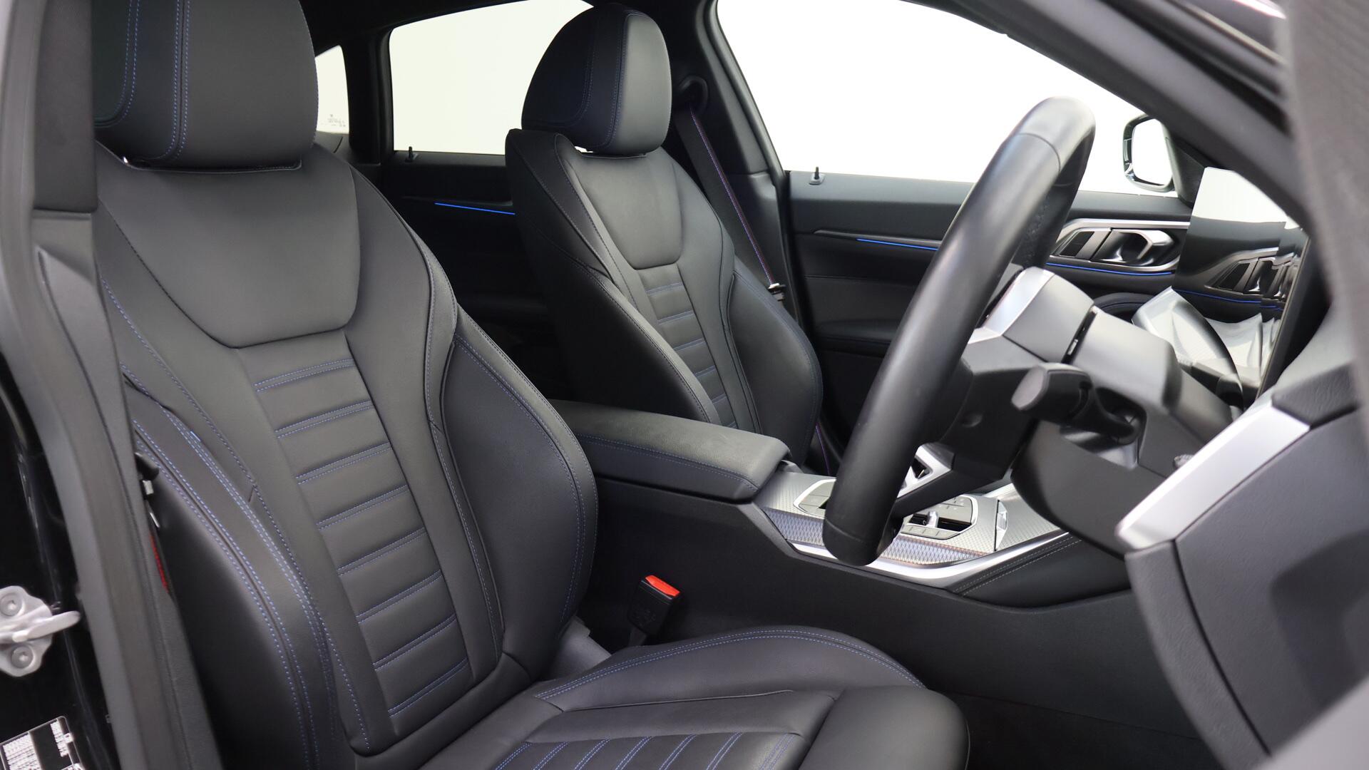 BMW i4 view 33
