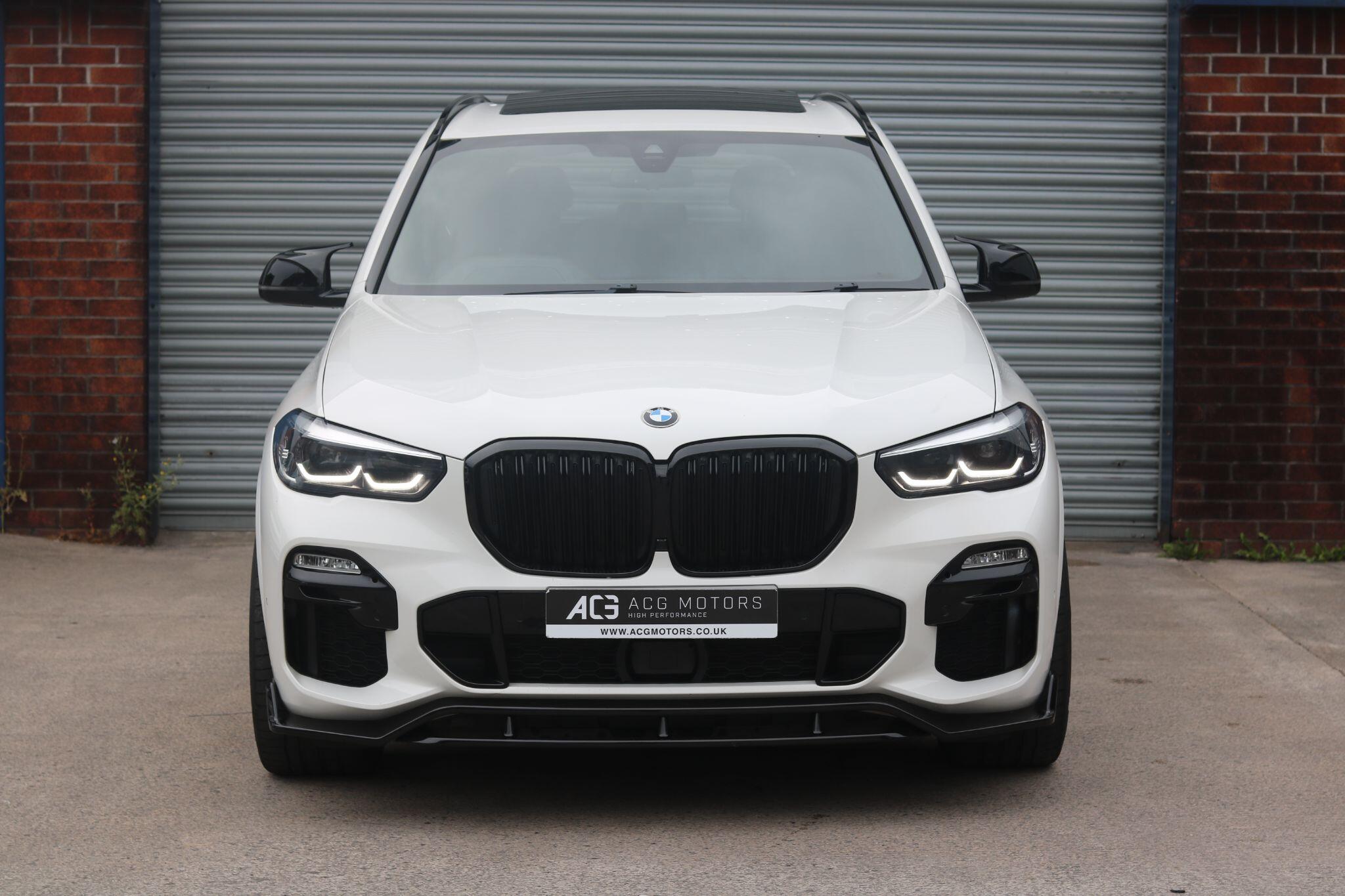 BMW X5 view 3