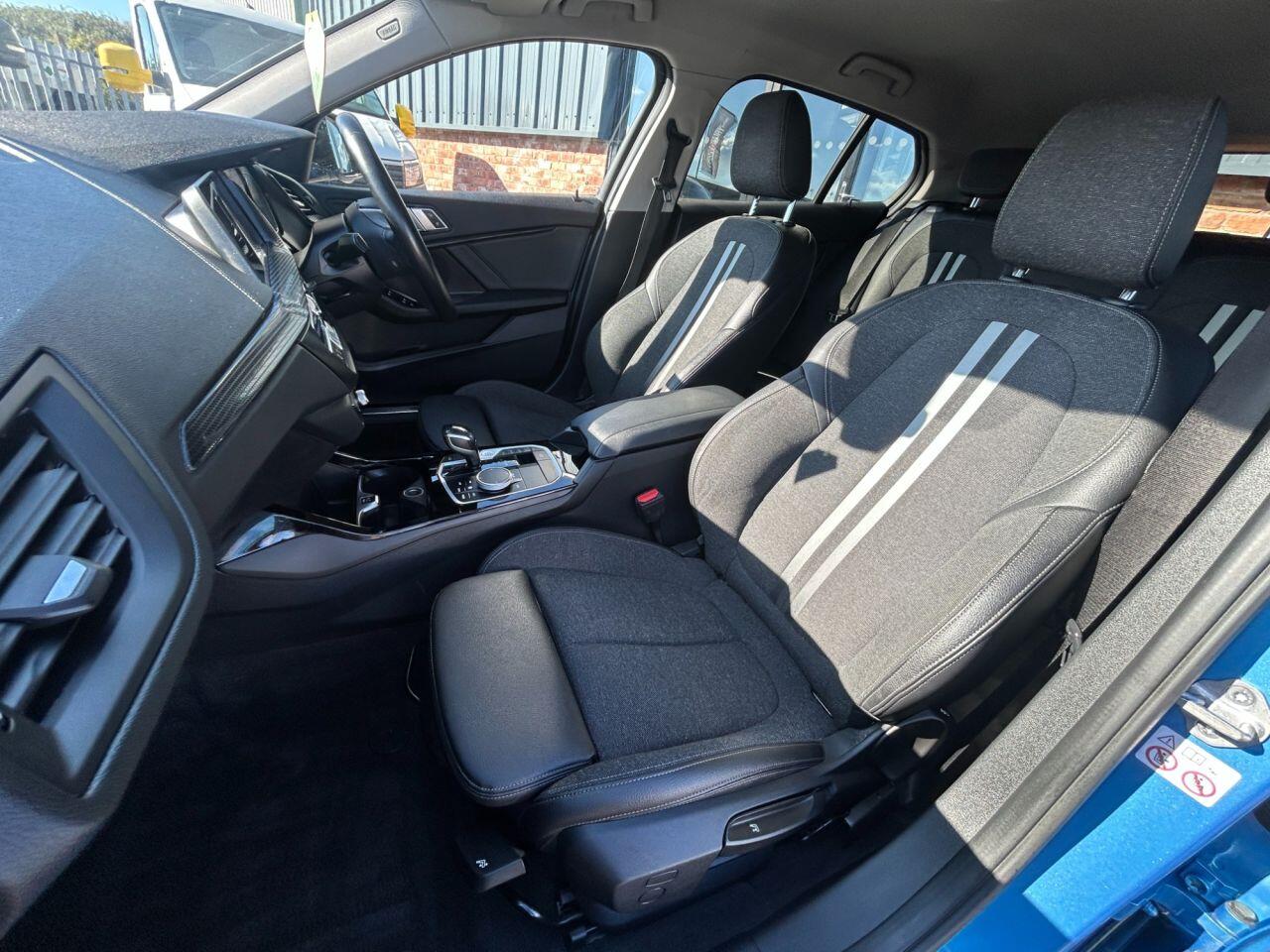 BMW 1 Series view 12