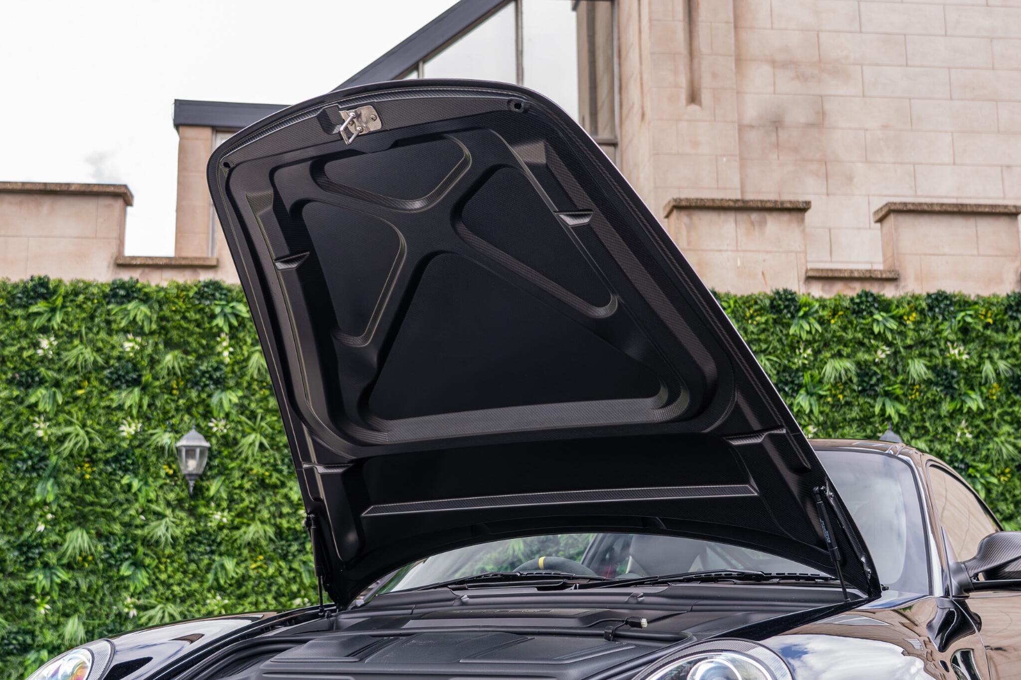 Porsche 911 view 41