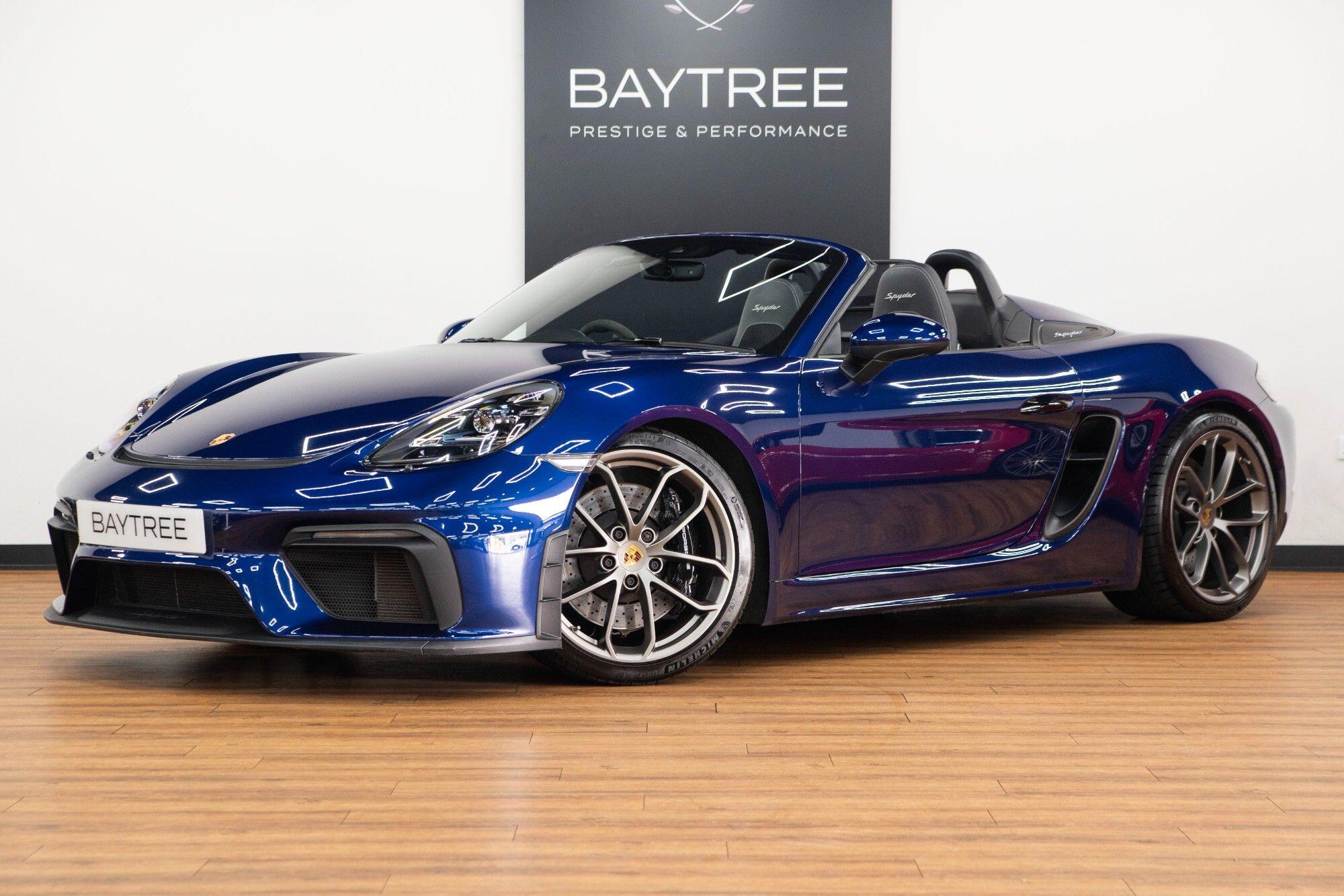 Porsche 718 Spyder view 9