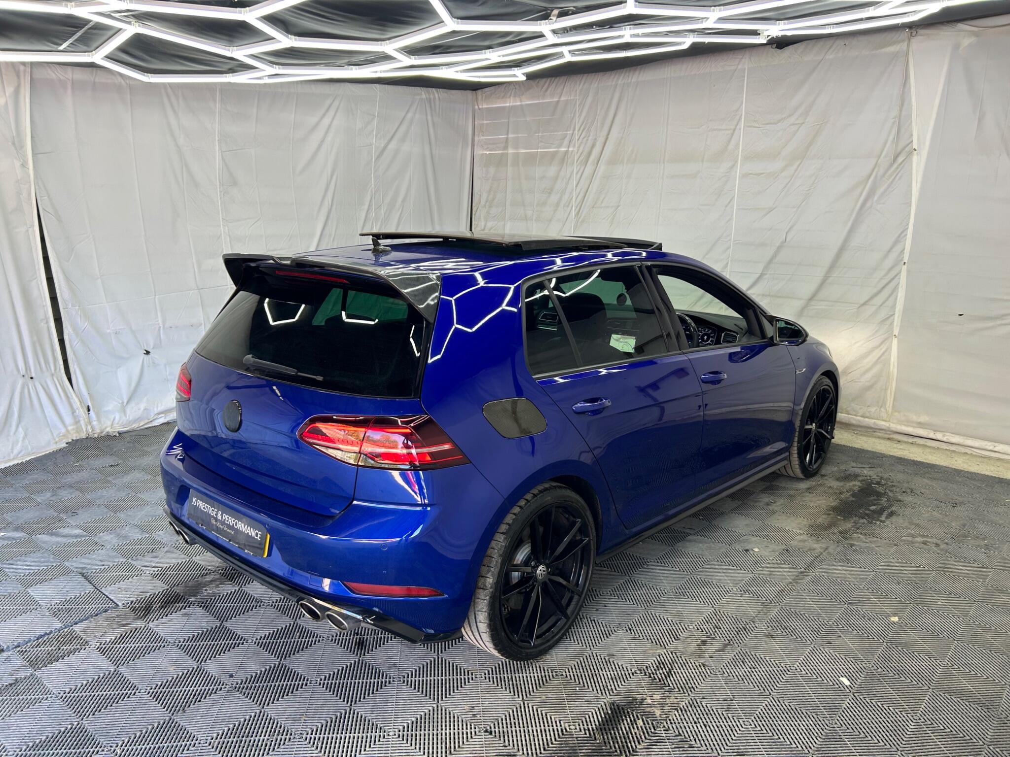 Volkswagen Golf view 8
