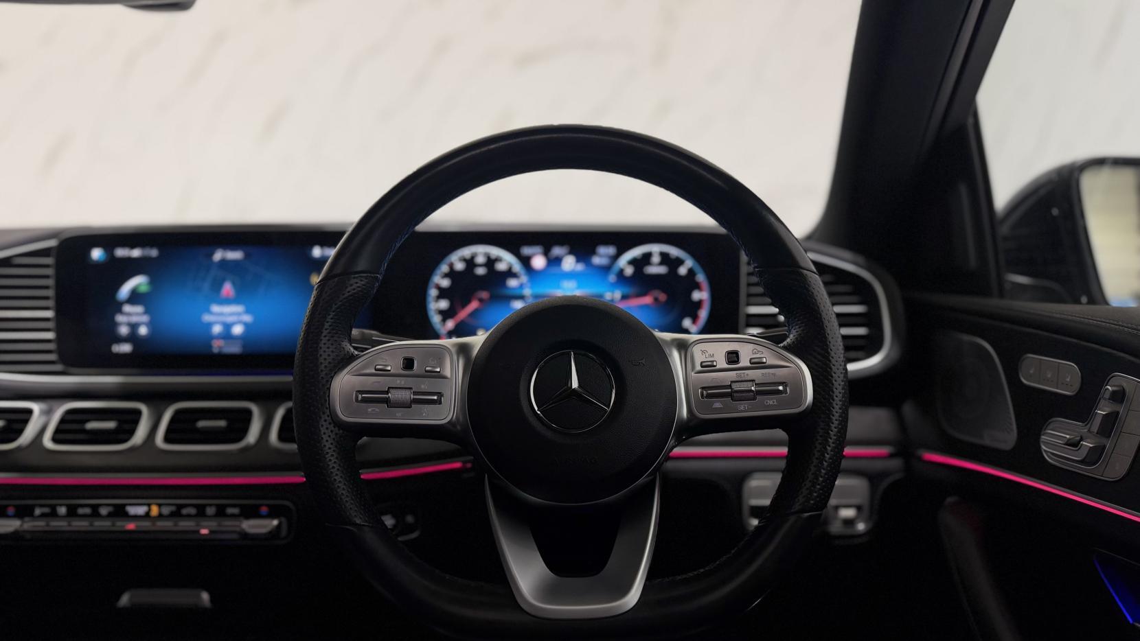Mercedes-Benz Gle view 19