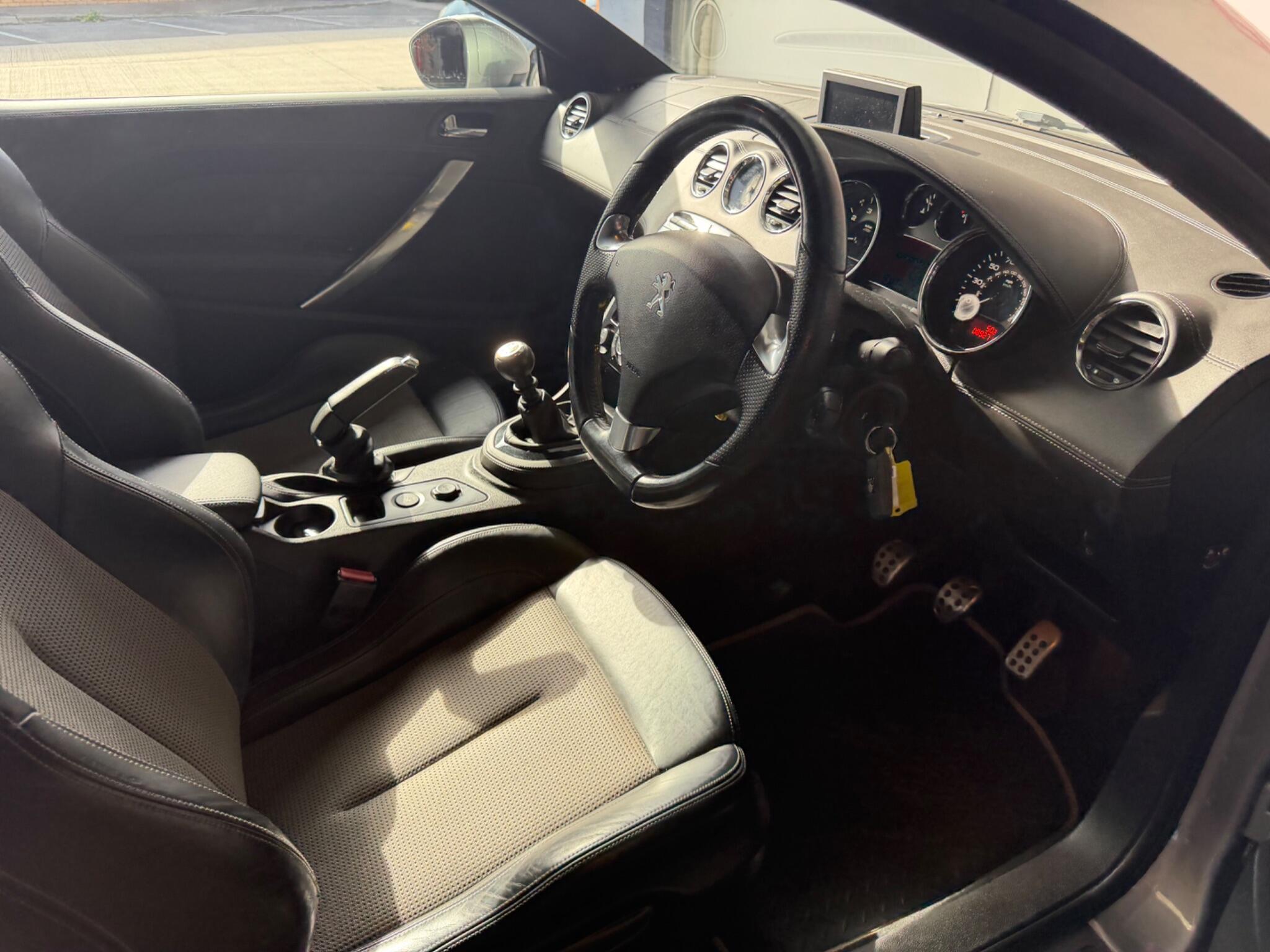 Peugeot RCZ view 15