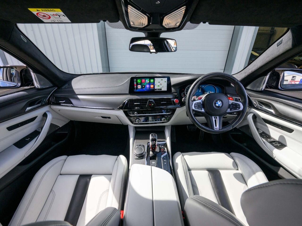 BMW M5 view 3