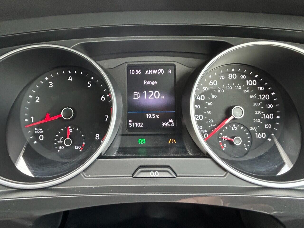 Volkswagen Tiguan view 31