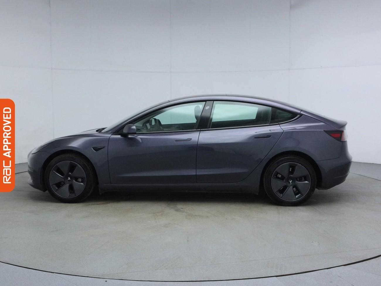 Tesla Model 3 view 34