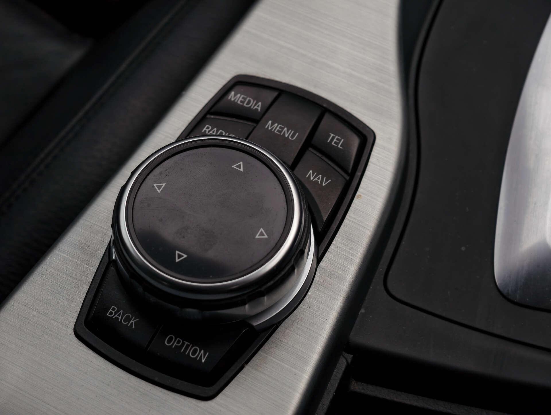 BMW 3 Series view 38