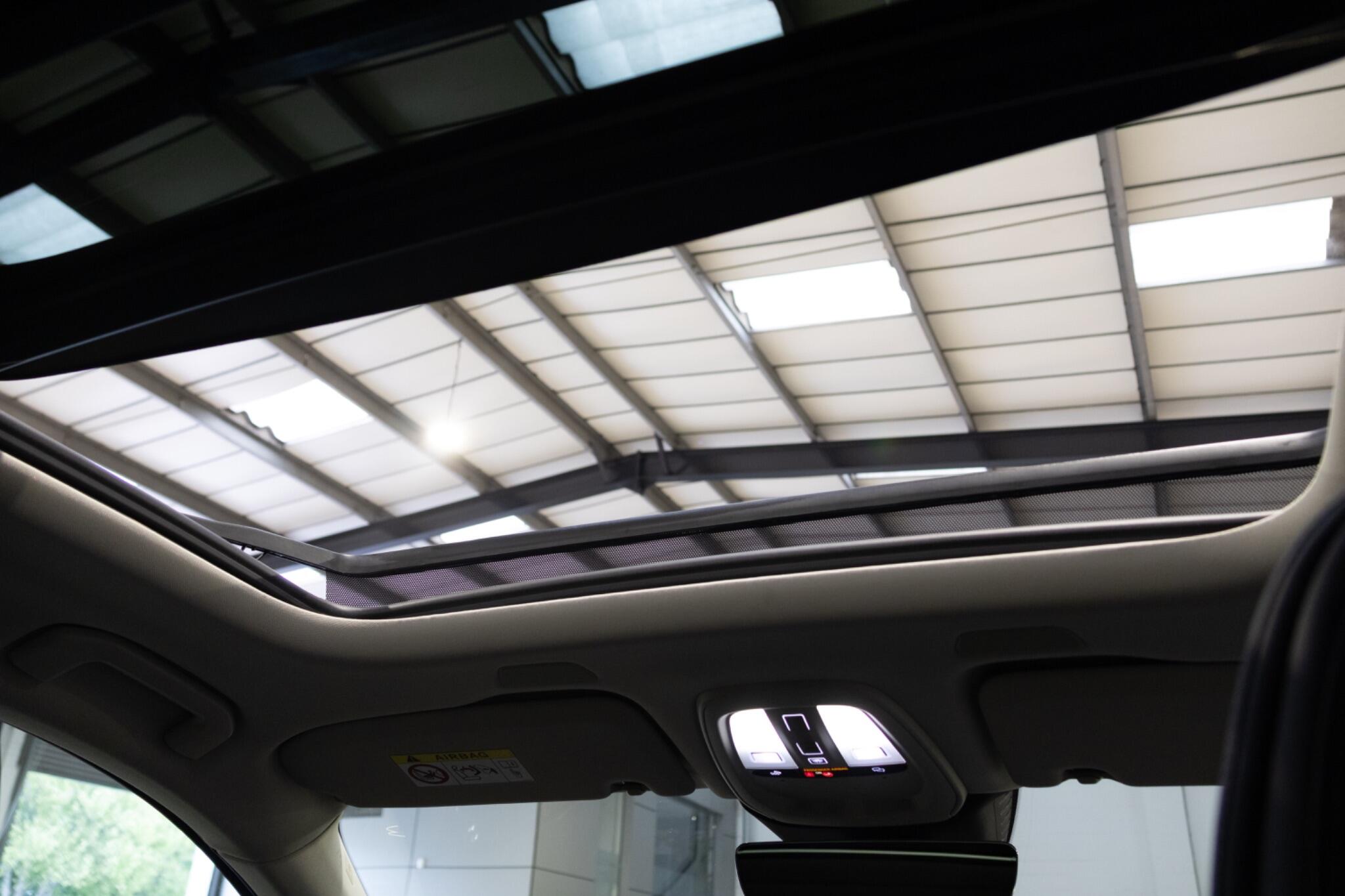 Volvo XC60 view 40