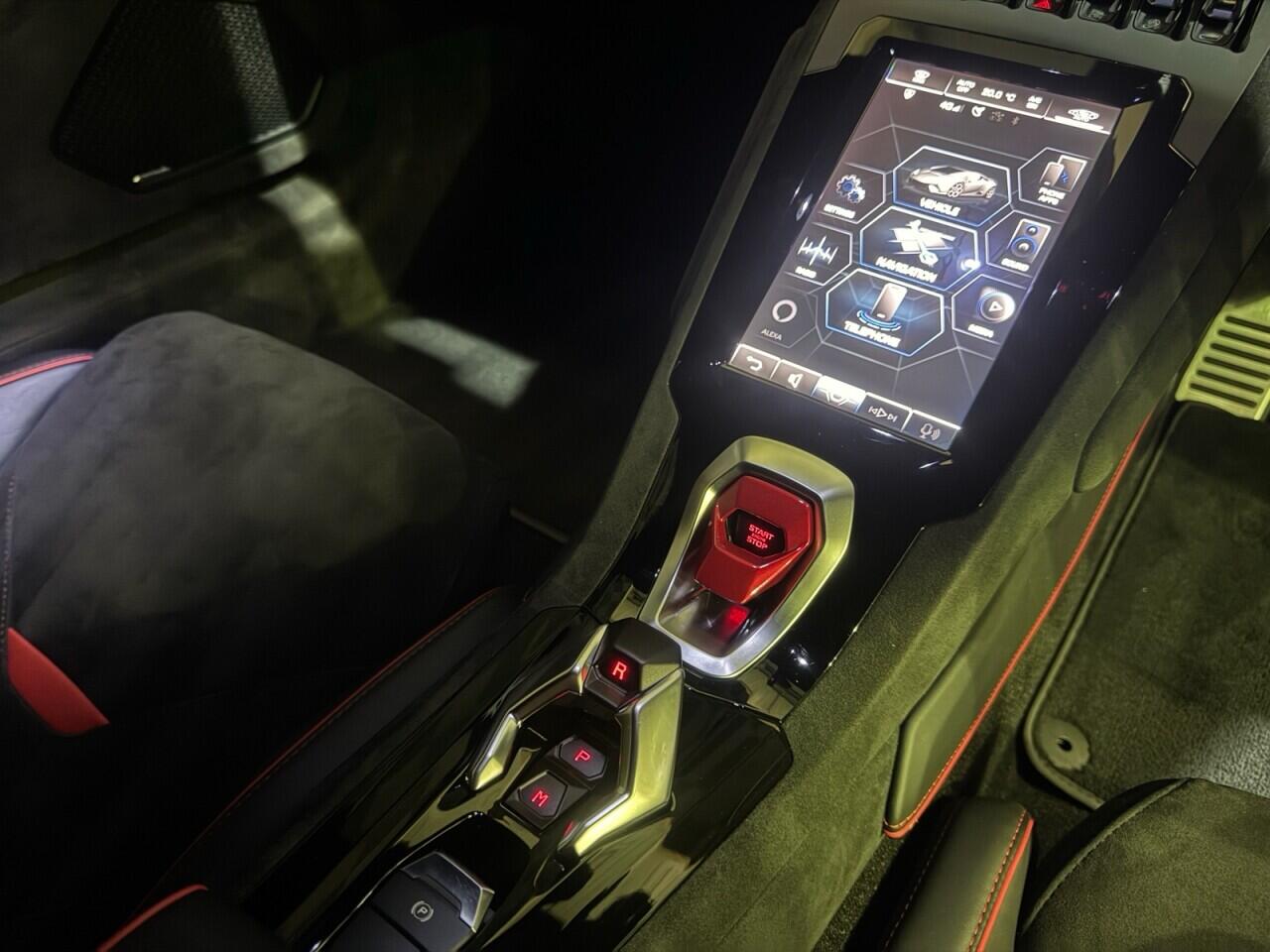 Lamborghini Huracan view 14