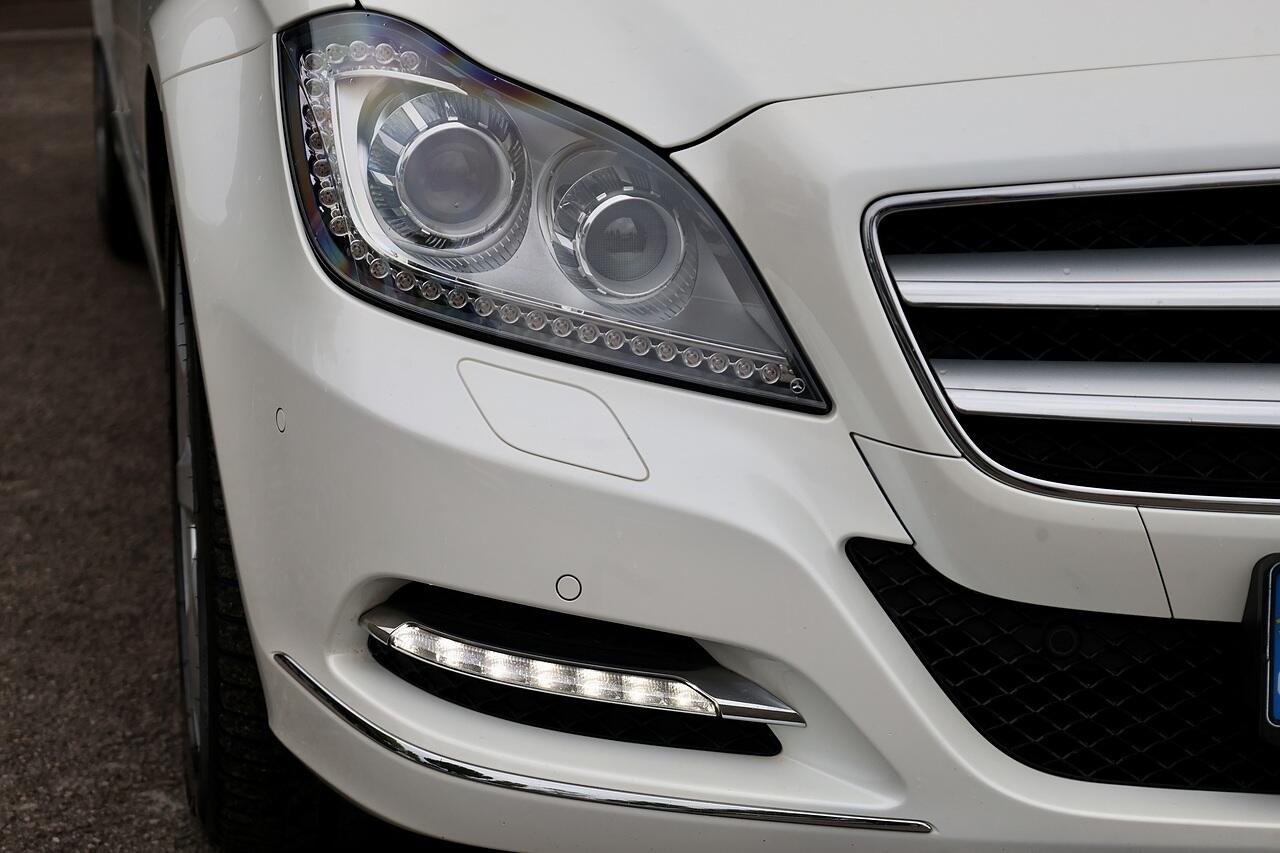 Mercedes-Benz CLS view 14