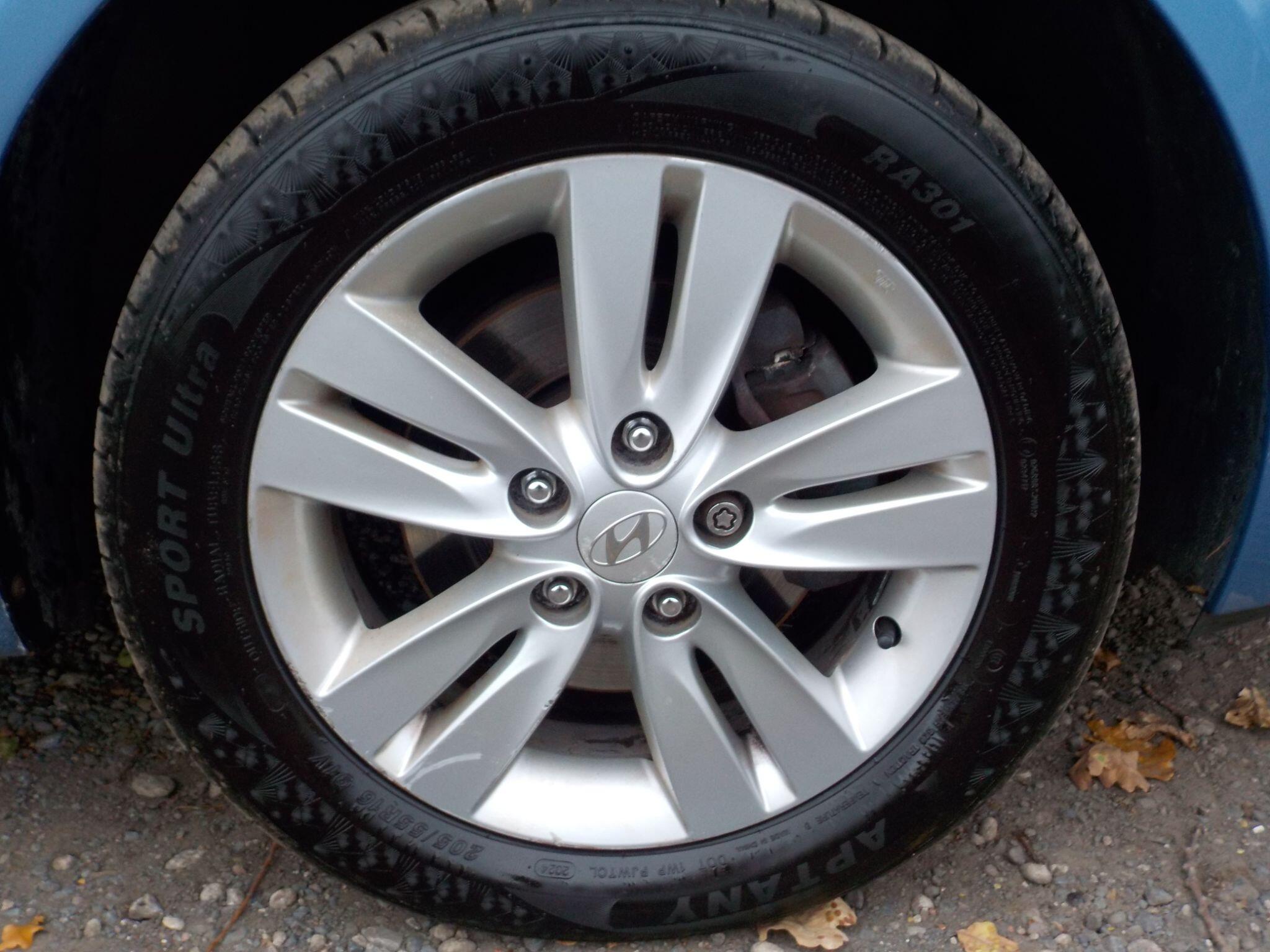 Hyundai ix20 1.6 Active Auto Euro 5 5dr