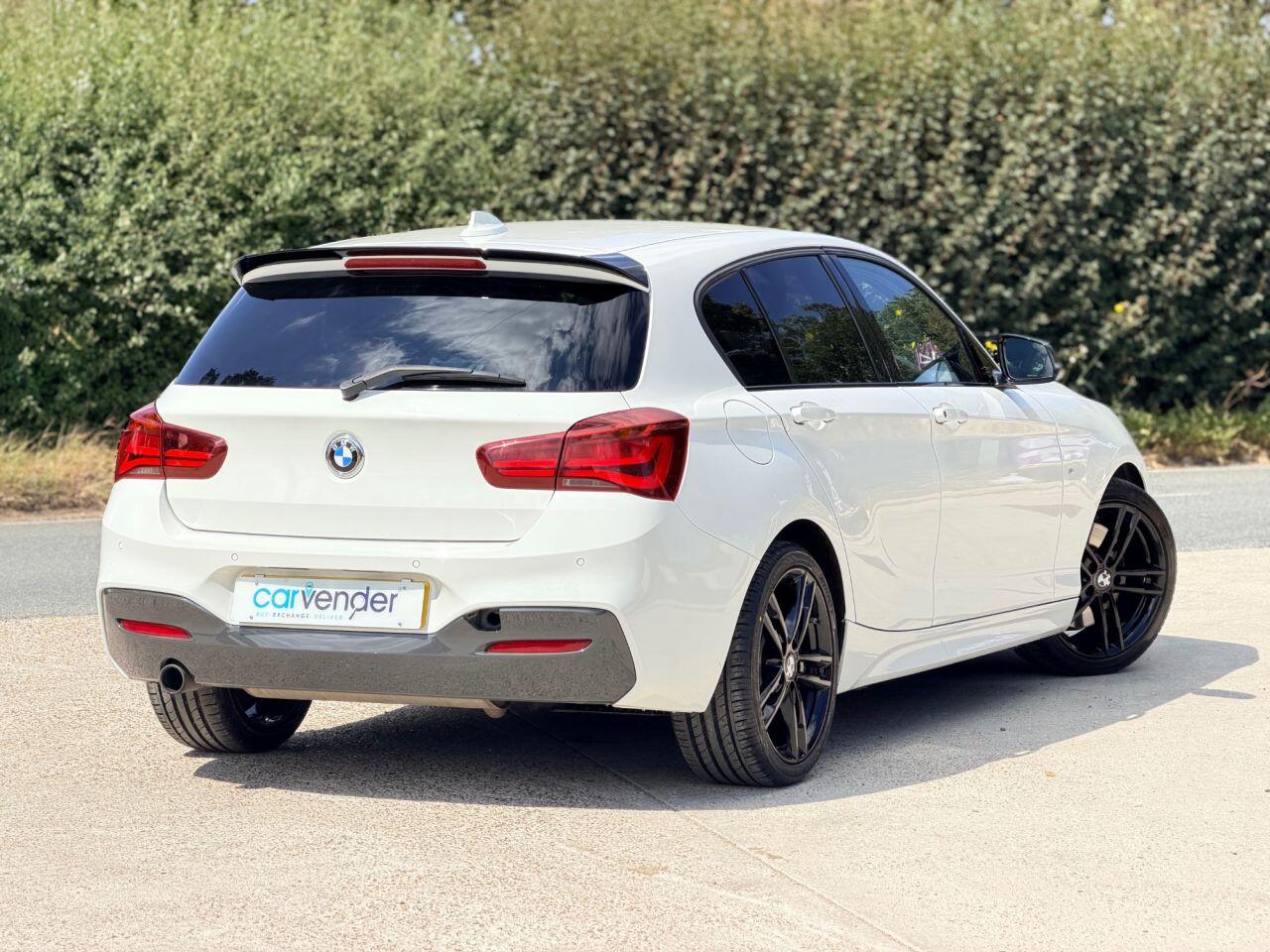 BMW 1 Series view 6