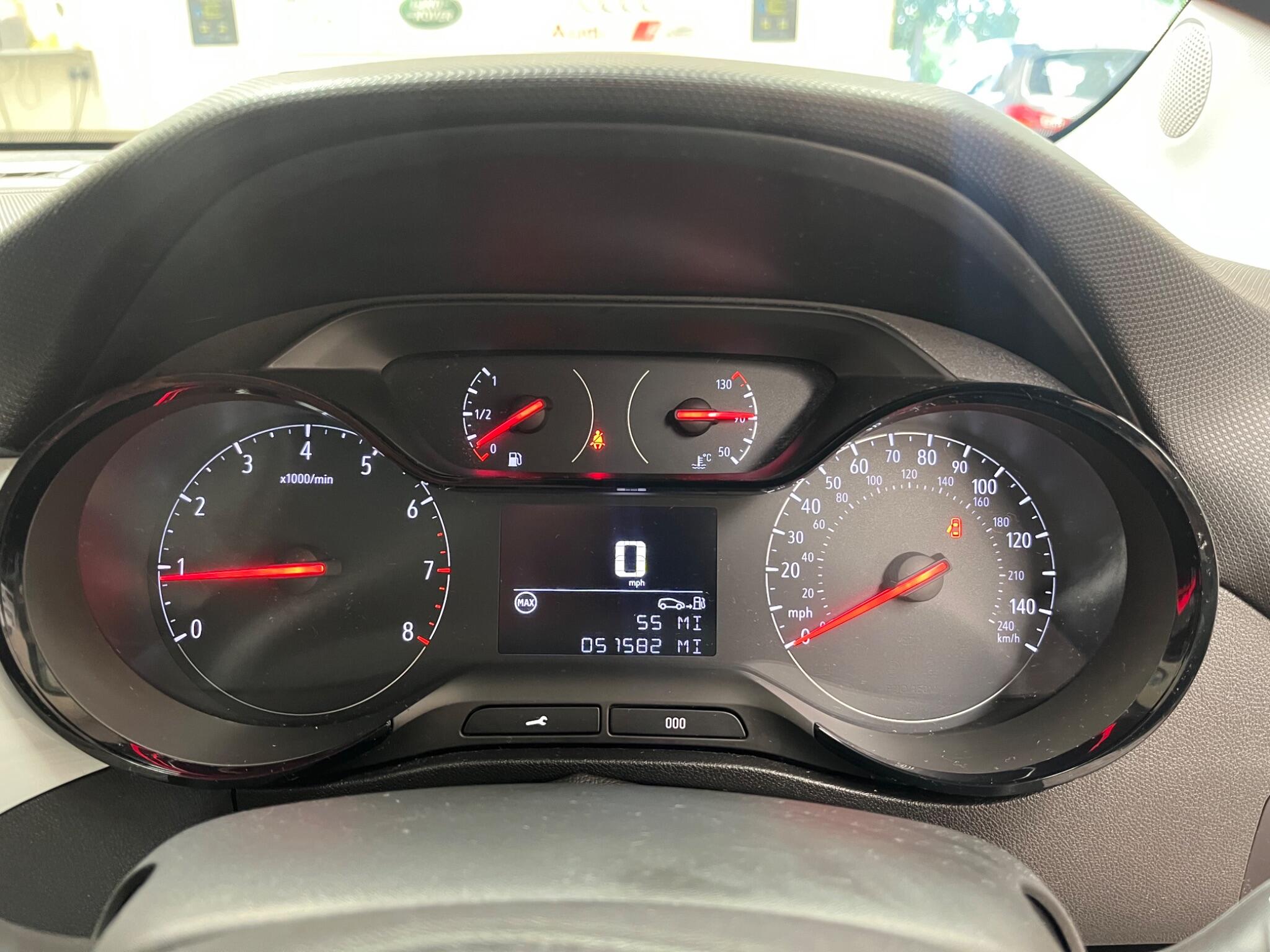Vauxhall Crossland X view 16