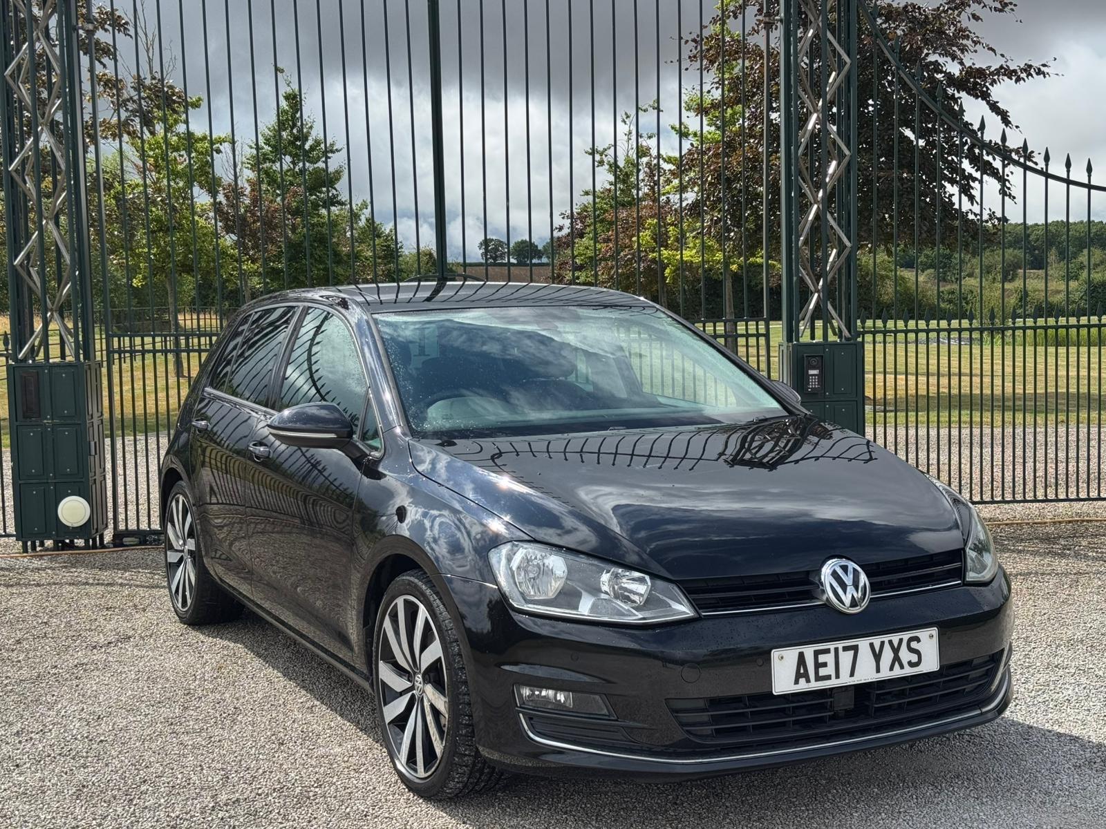 2017 Volkswagen Golf 1.4 TSI BlueMotion Tech ACT GT Edition Euro 6 (s/s) 5dr • 92,000 miles image 5