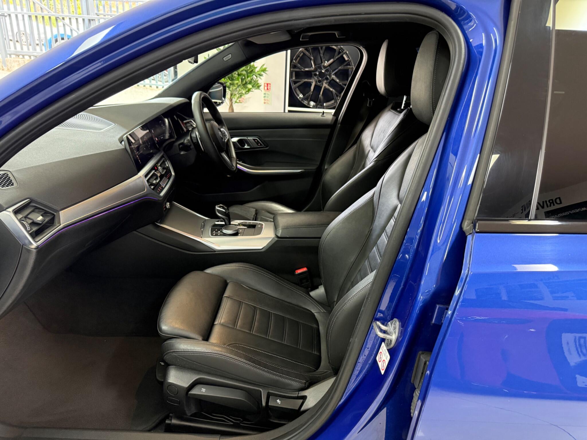 BMW 3 Series view 34