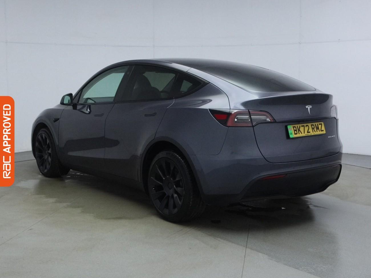 Tesla Model Y view 5