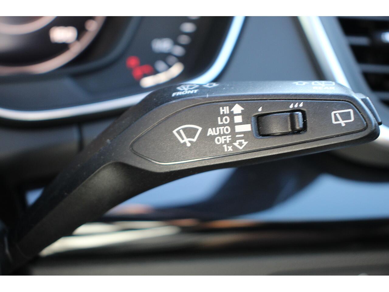 Audi Q5 view 29