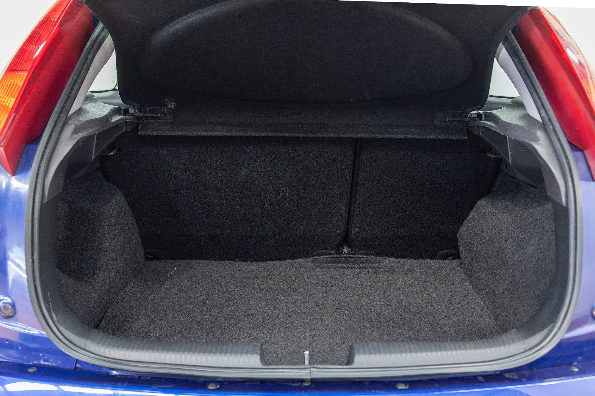 Ford Focus view 29