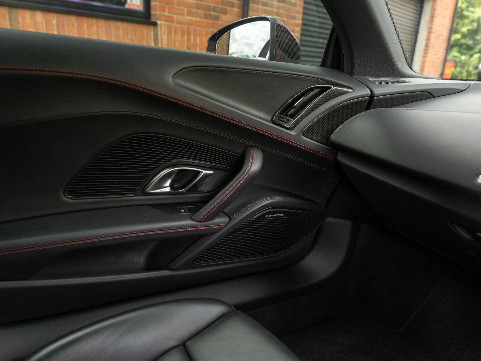 Audi R8 view 51