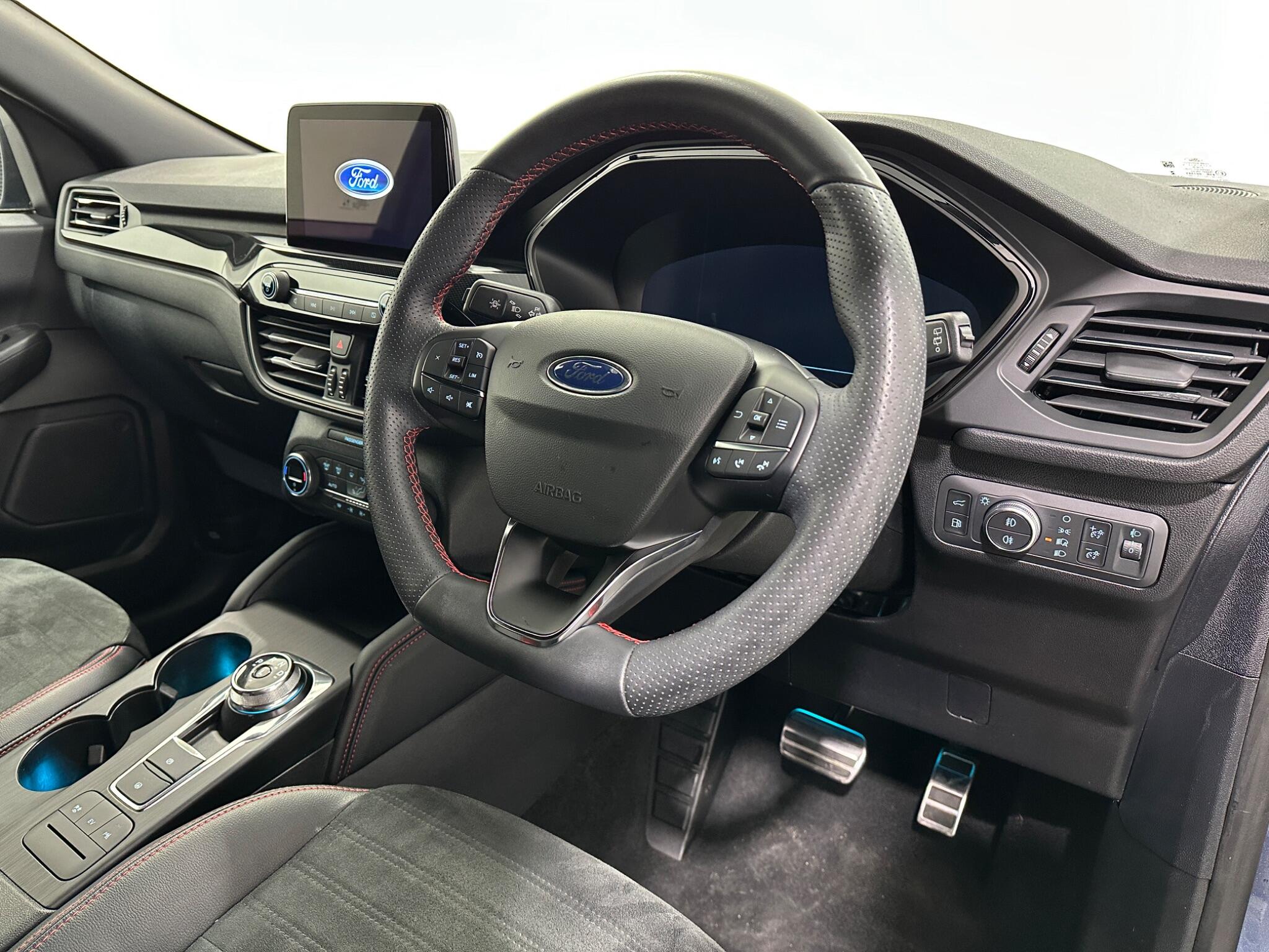 Ford Kuga view 11
