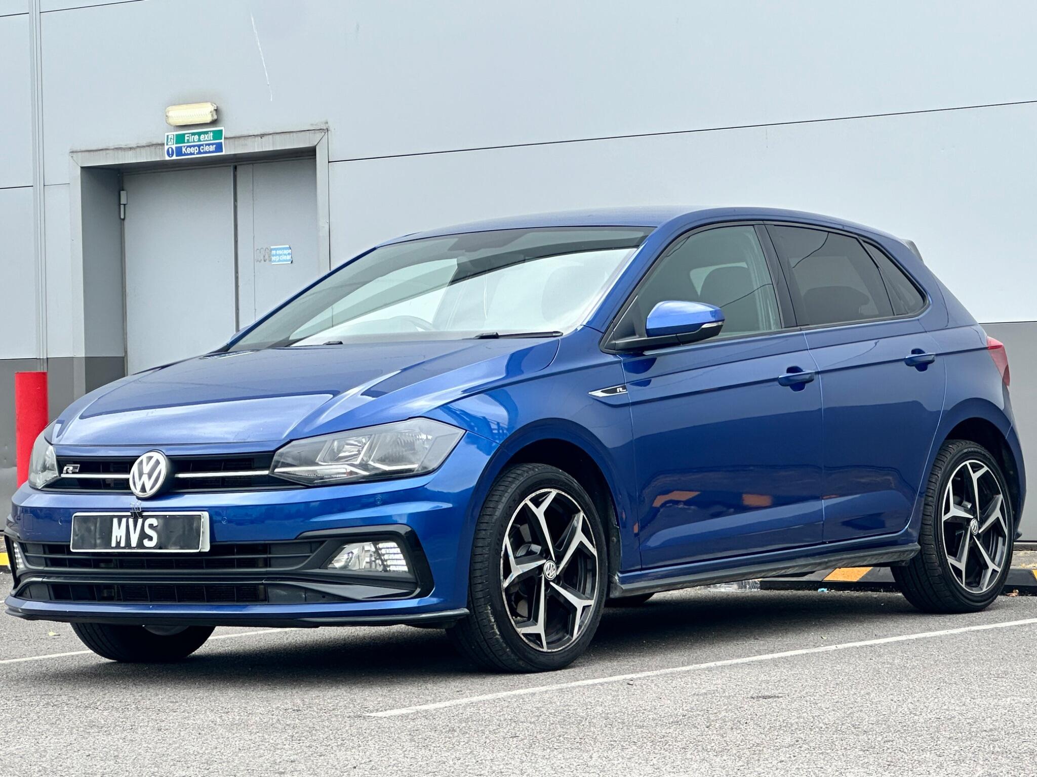 Volkswagen Polo view 4