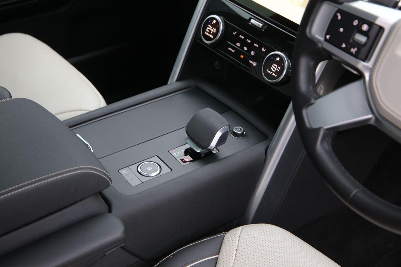 Land Rover Discovery view 39