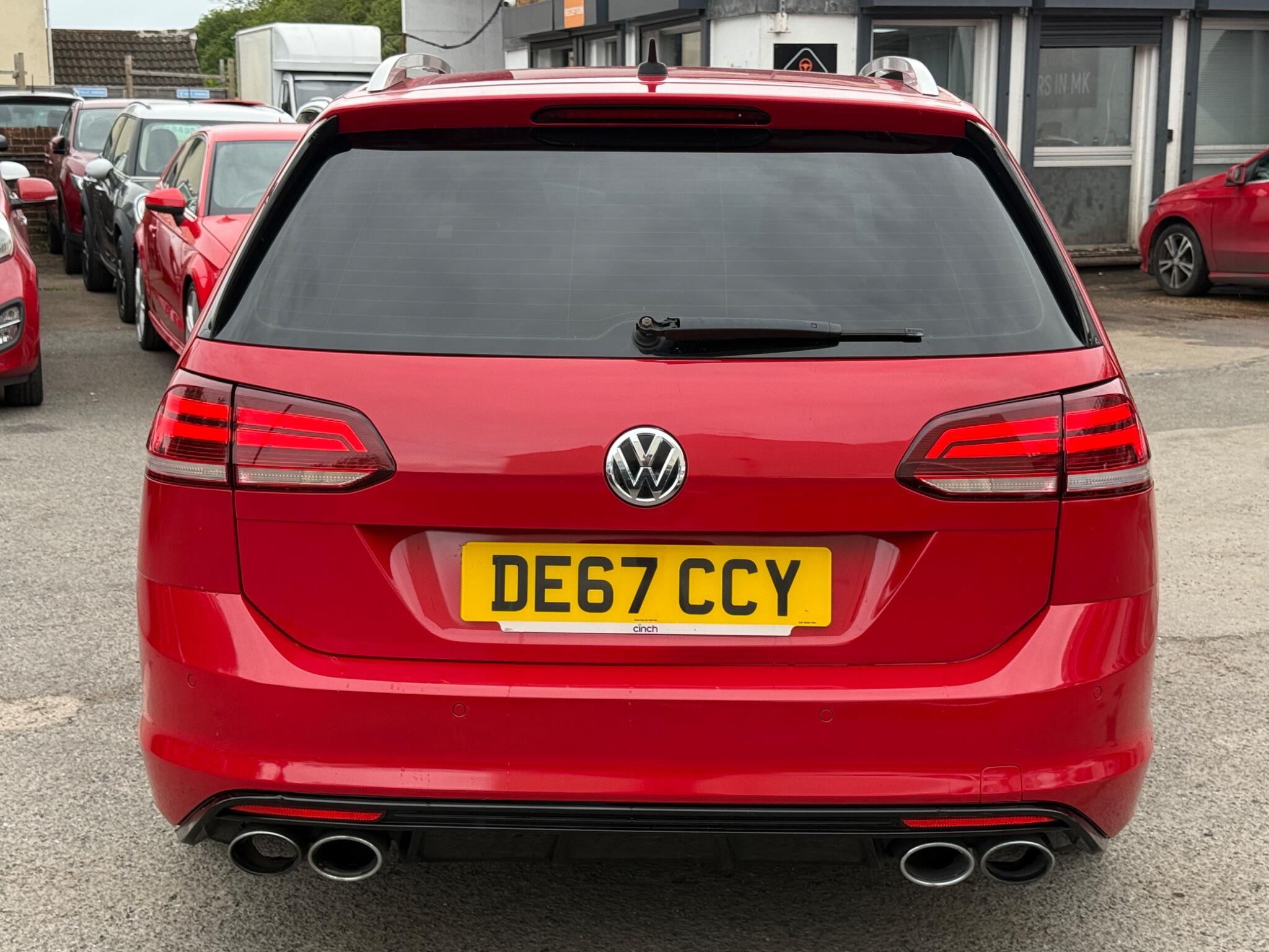 Volkswagen Golf - Image 7