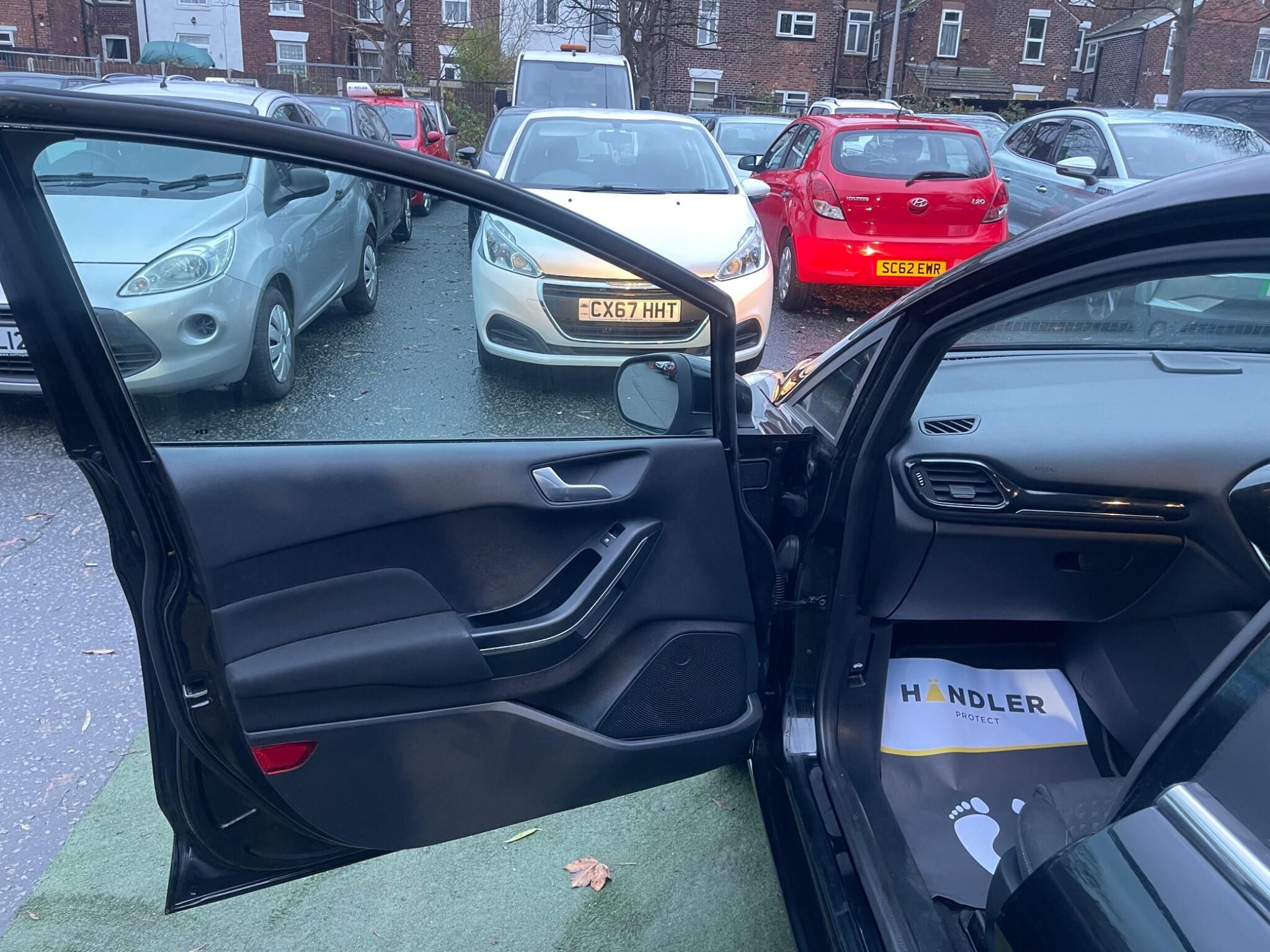 2018 Ford Fiesta 1.0T EcoBoost Titanium Euro 6 (s/s) 5dr • 76,750 miles image 34