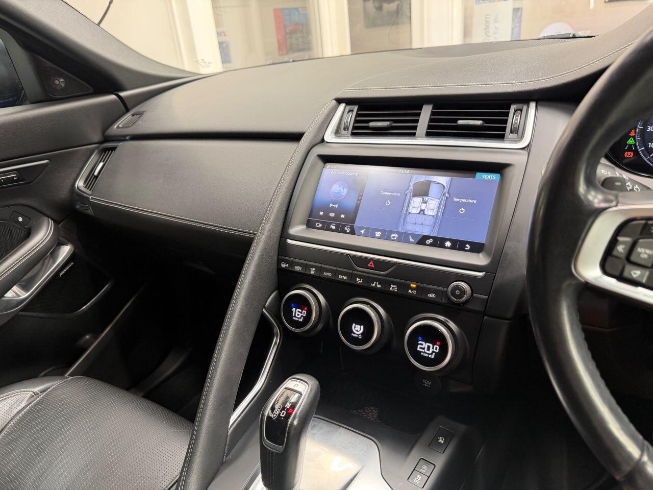 Jaguar E-Pace view 45