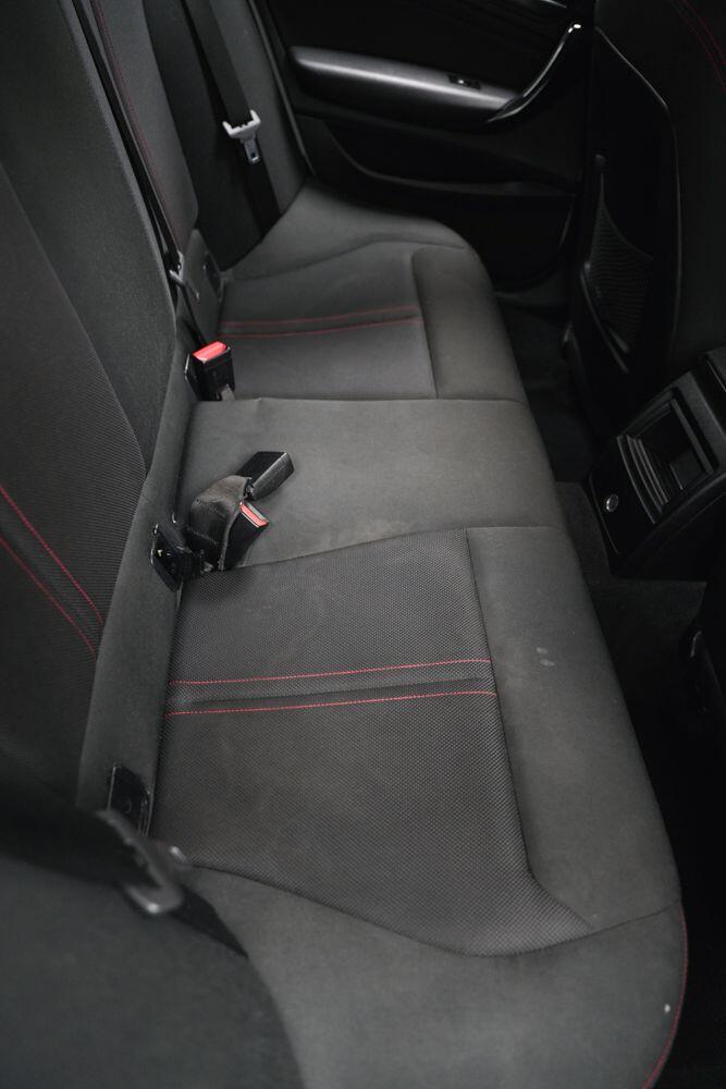 BMW 1 Series view 11