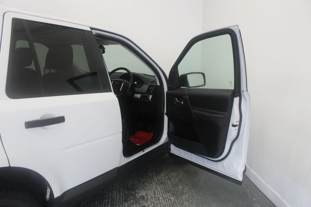 Land Rover Freelander view 25