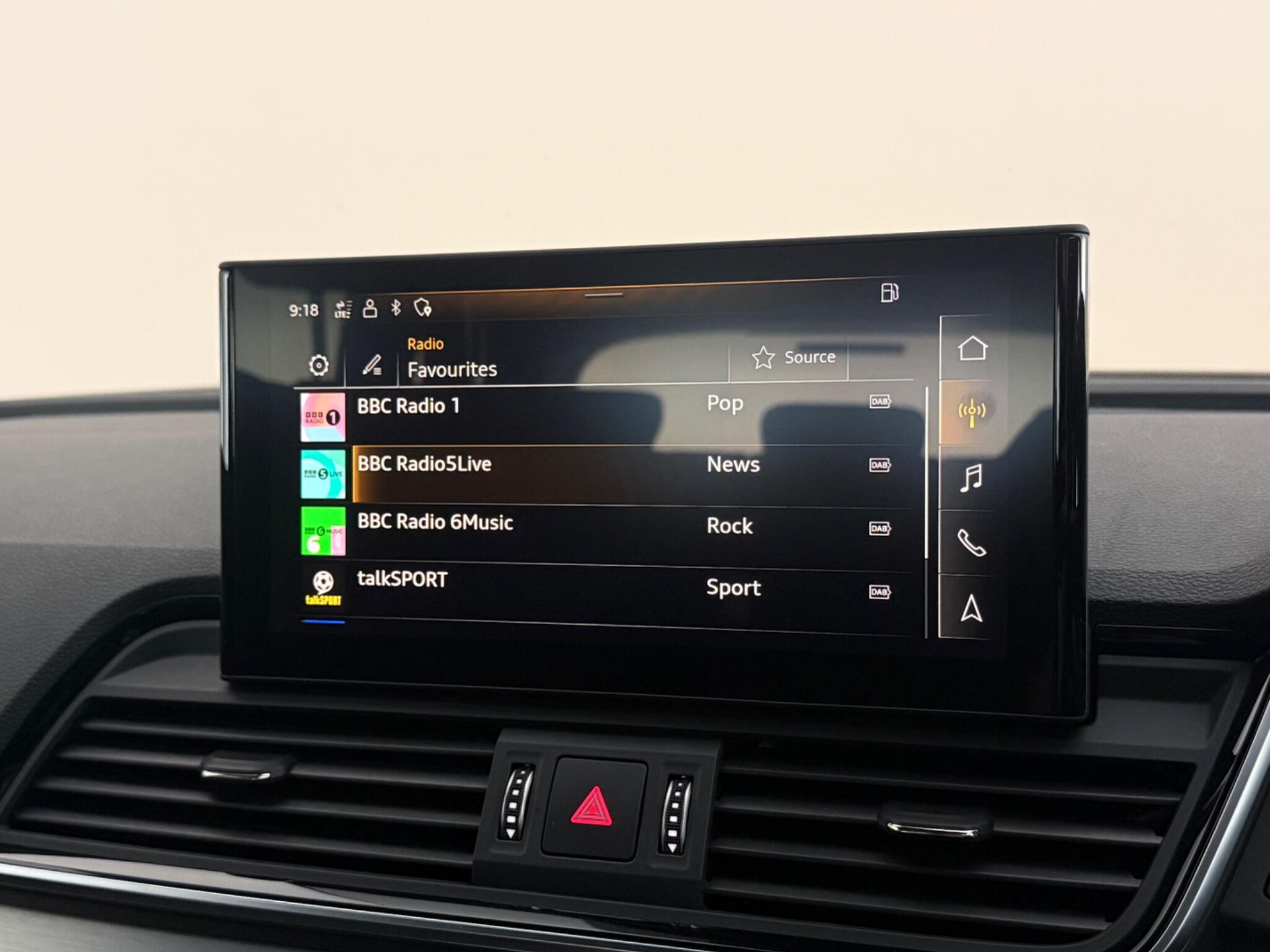 Audi Q5 view 25