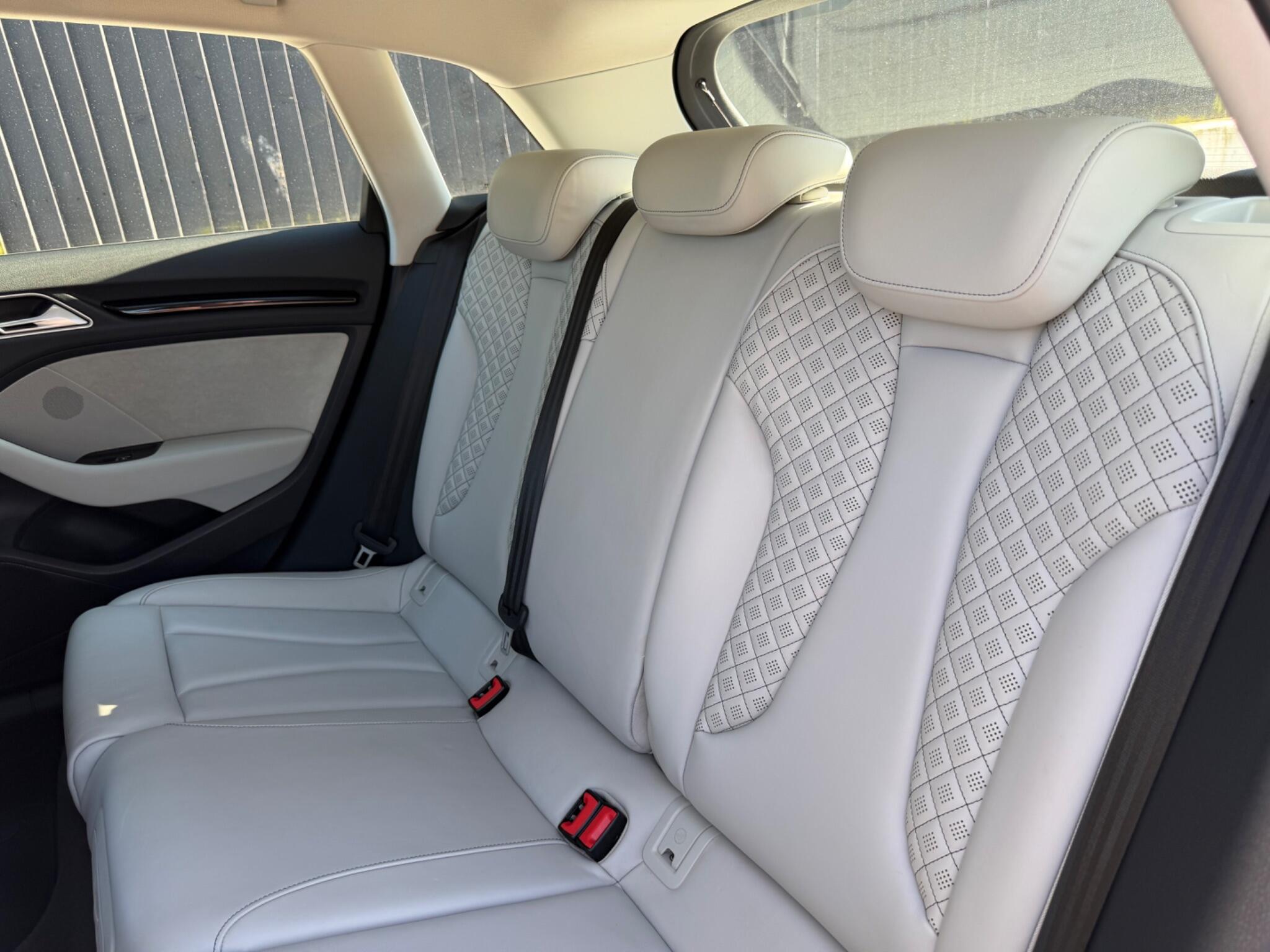 Audi RS3 view 21