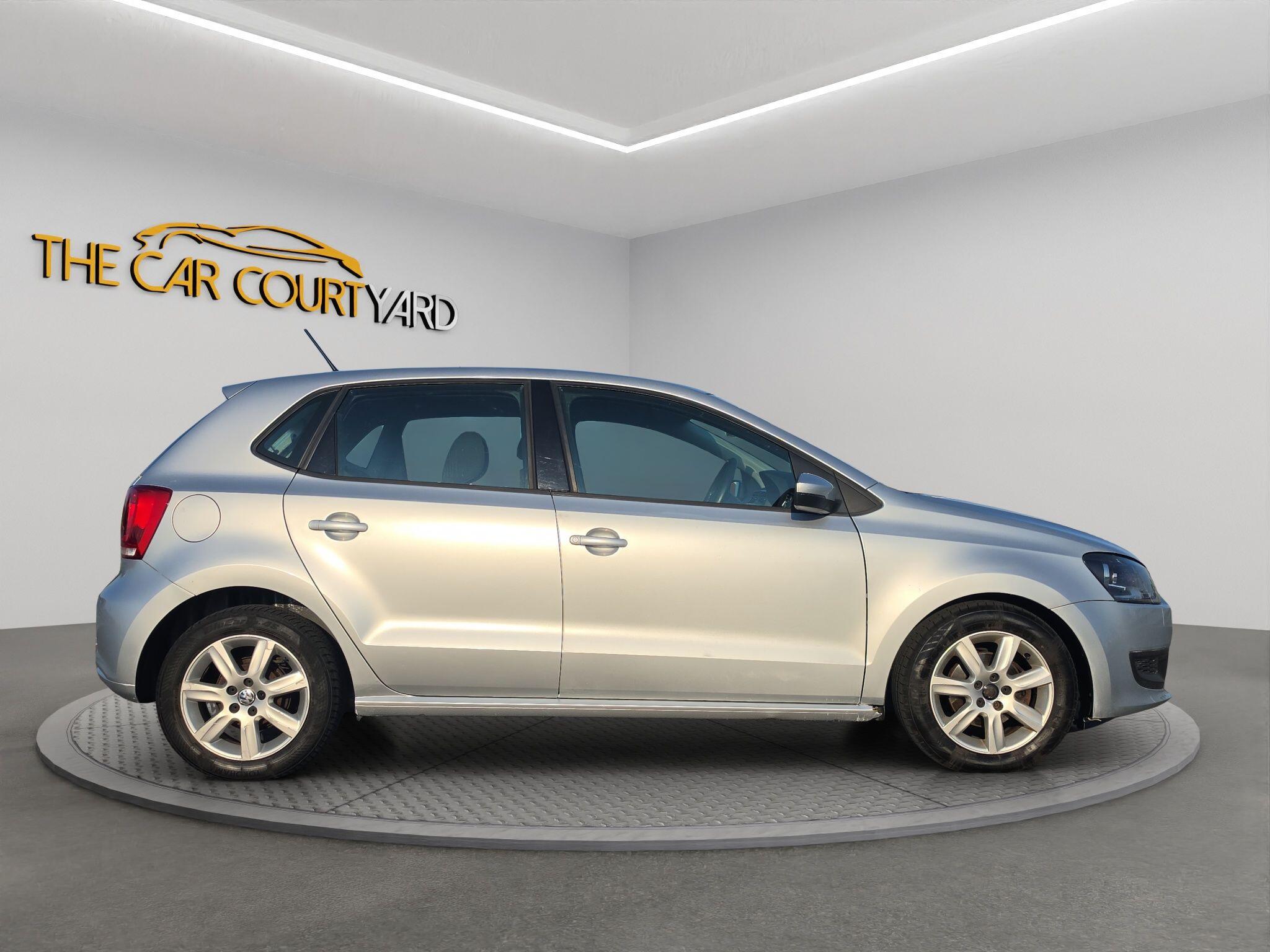 Volkswagen Polo view 7