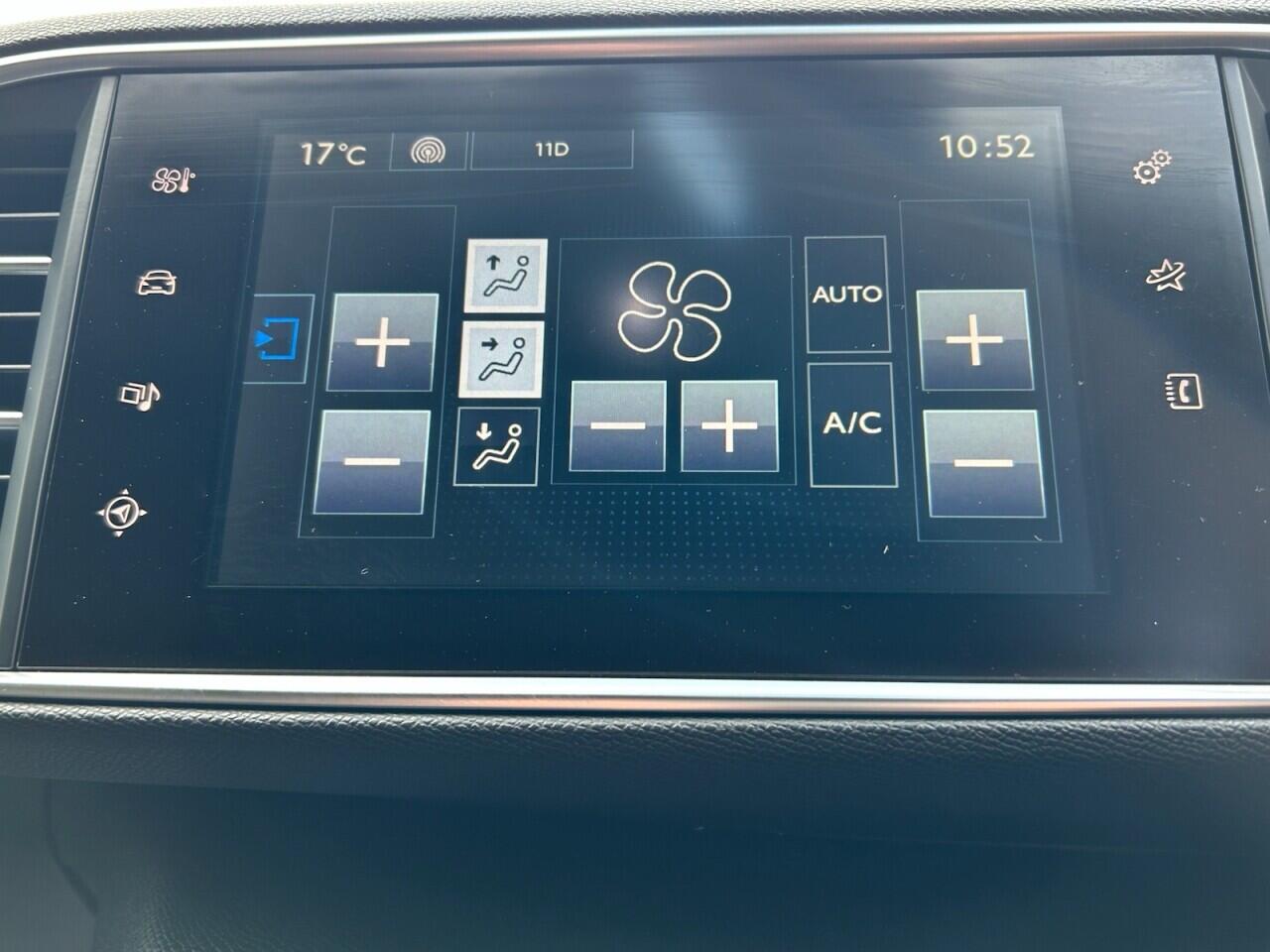 Peugeot 308 view 34