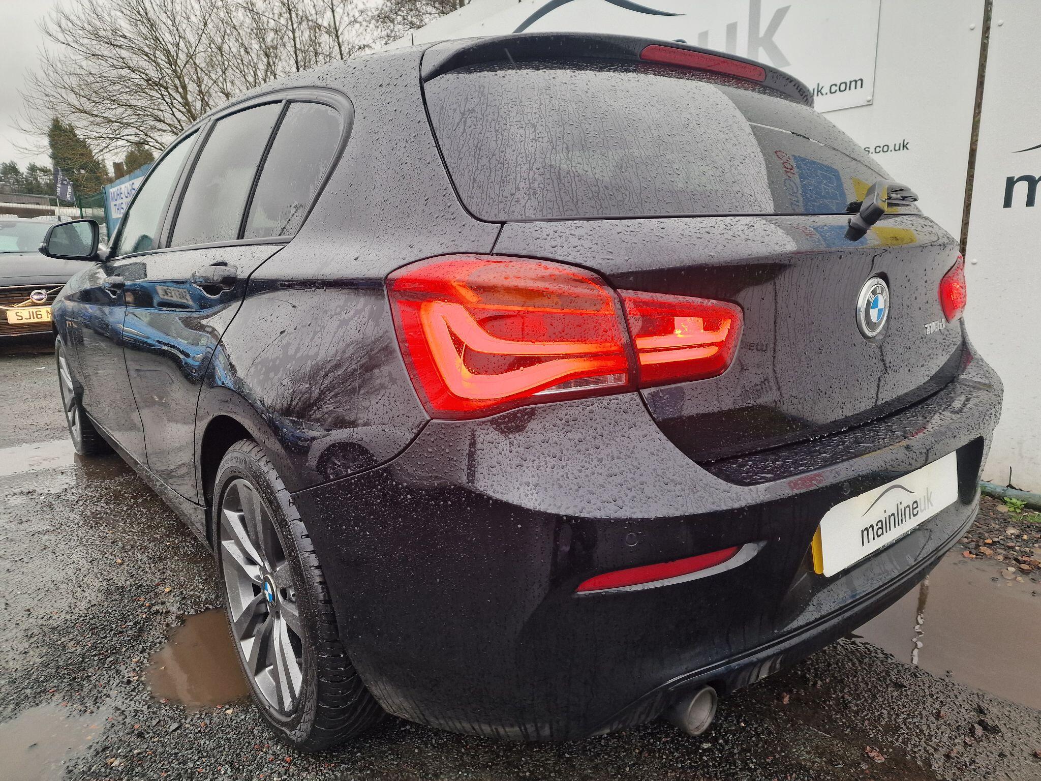 BMW 1 Series view 14