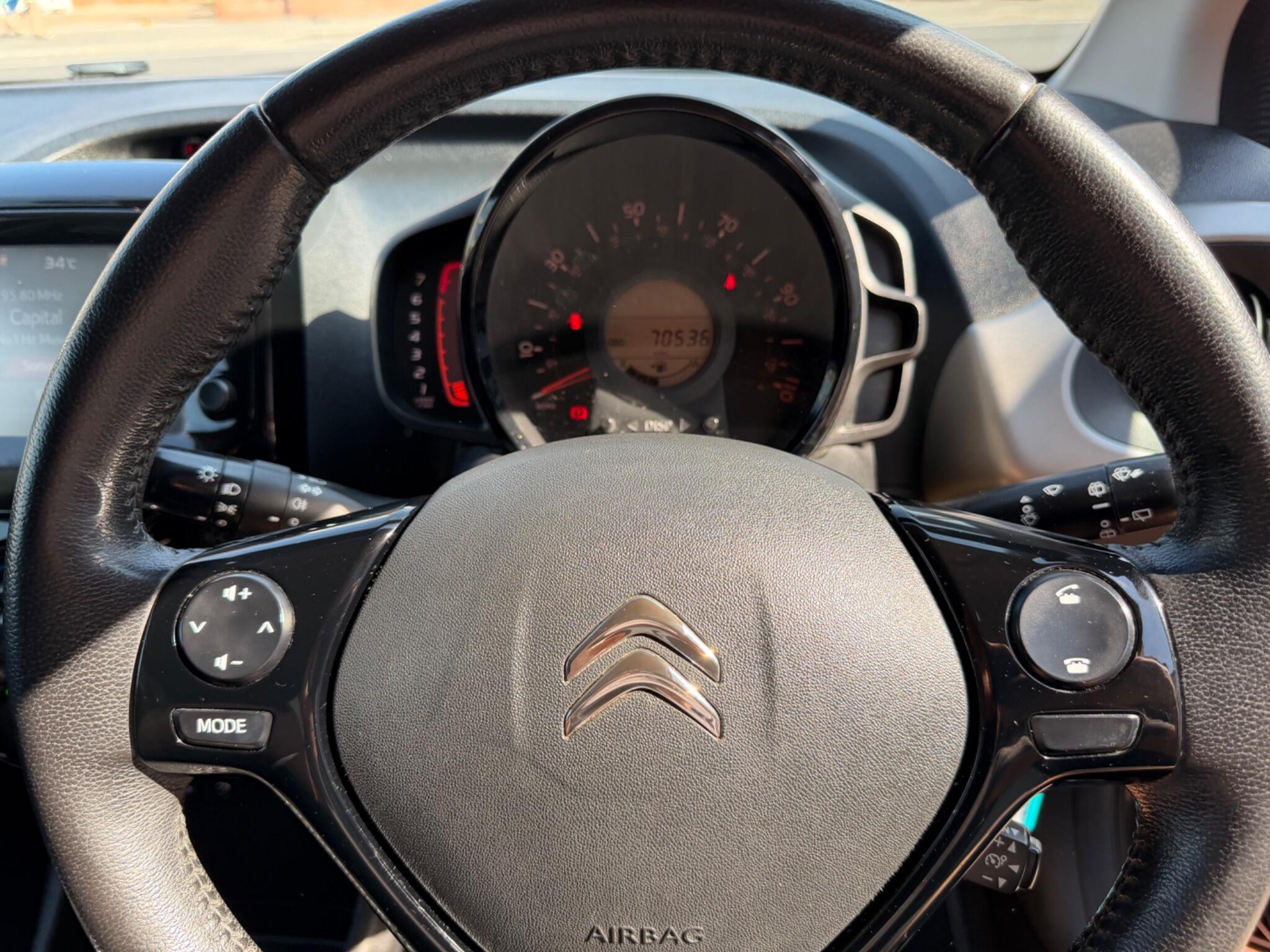 Citroen C1 view 9