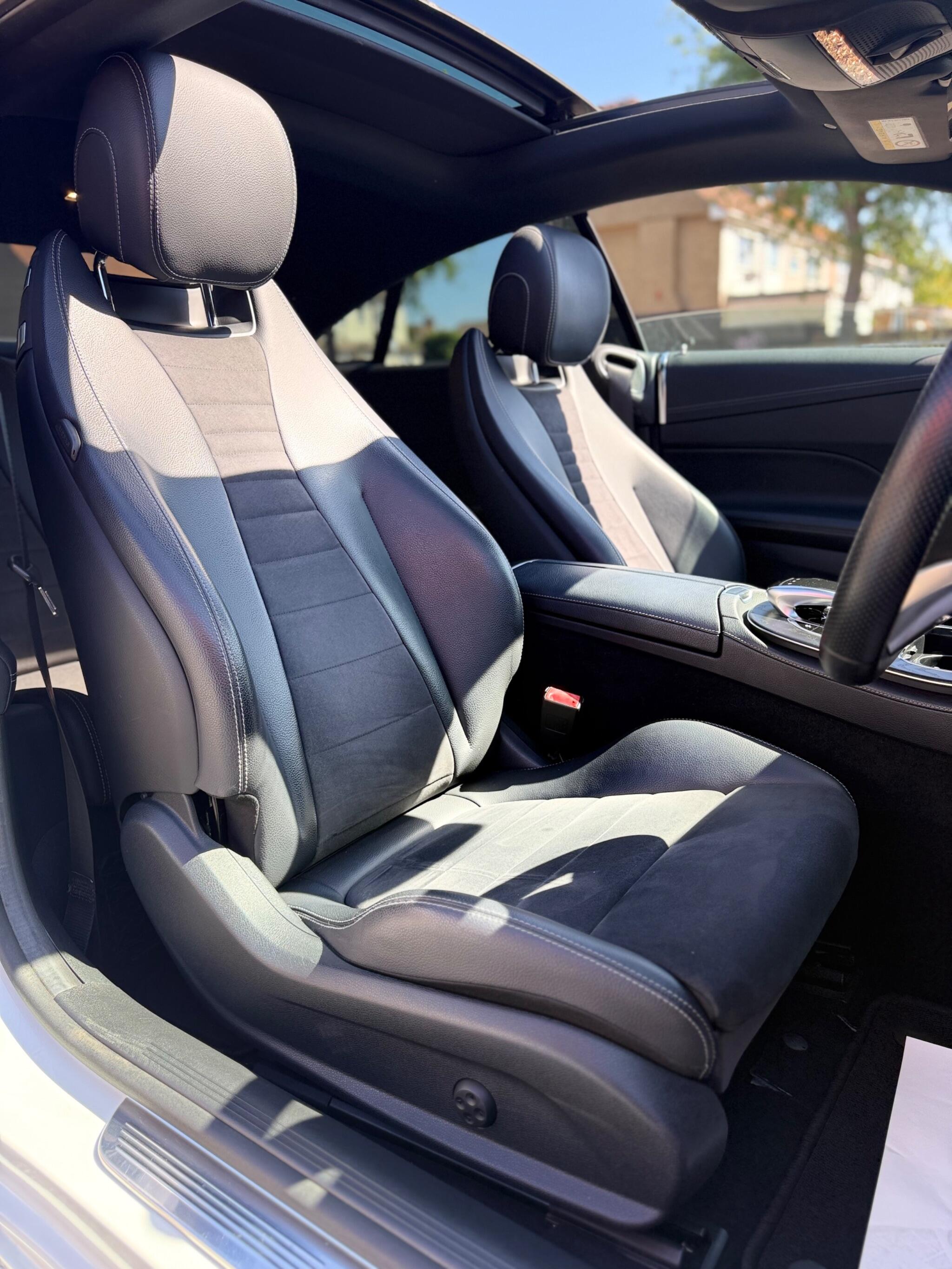 Mercedes-Benz E-Class view 12