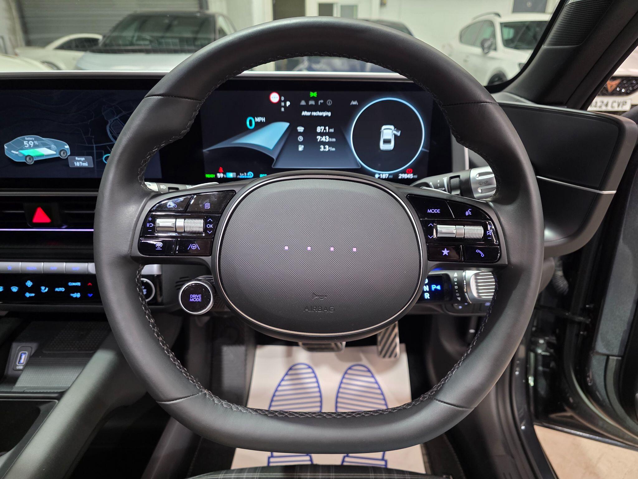 Hyundai Ioniq 6 view 19