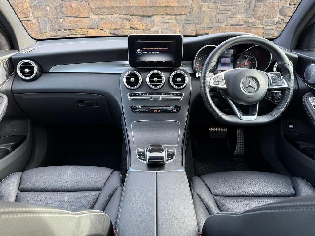 Mercedes-Benz GLC view 12