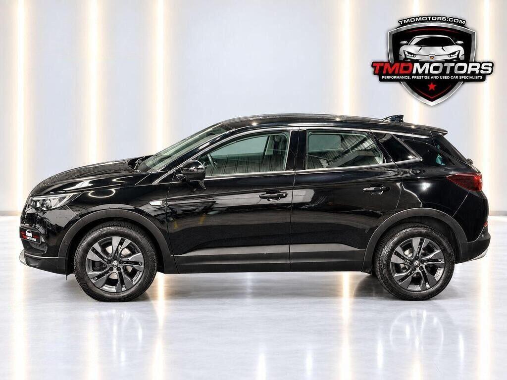 Vauxhall Grandland X view 8