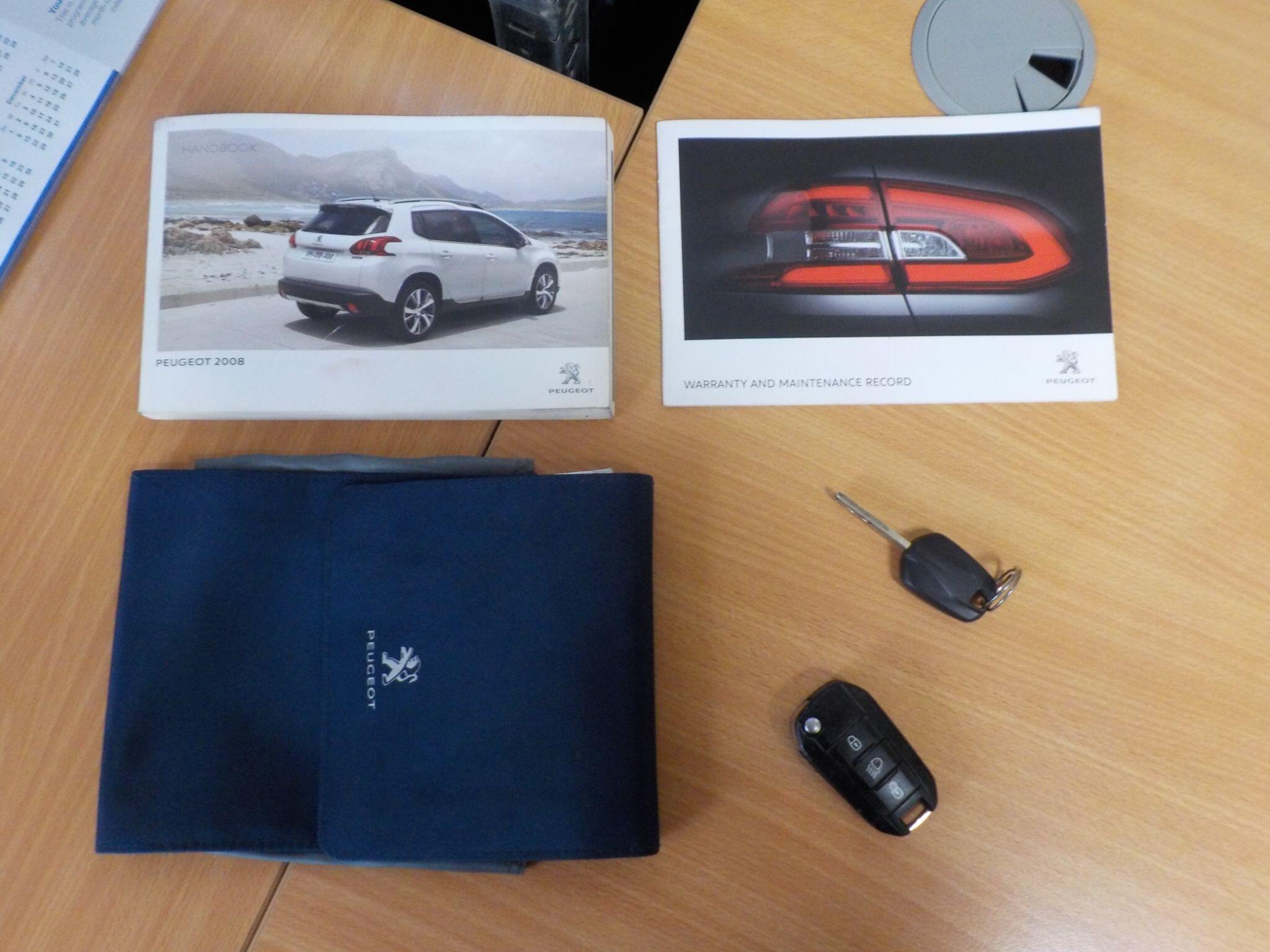 Peugeot 2008 1.6 e-HDi Allure Euro 5 (s/s) 5dr