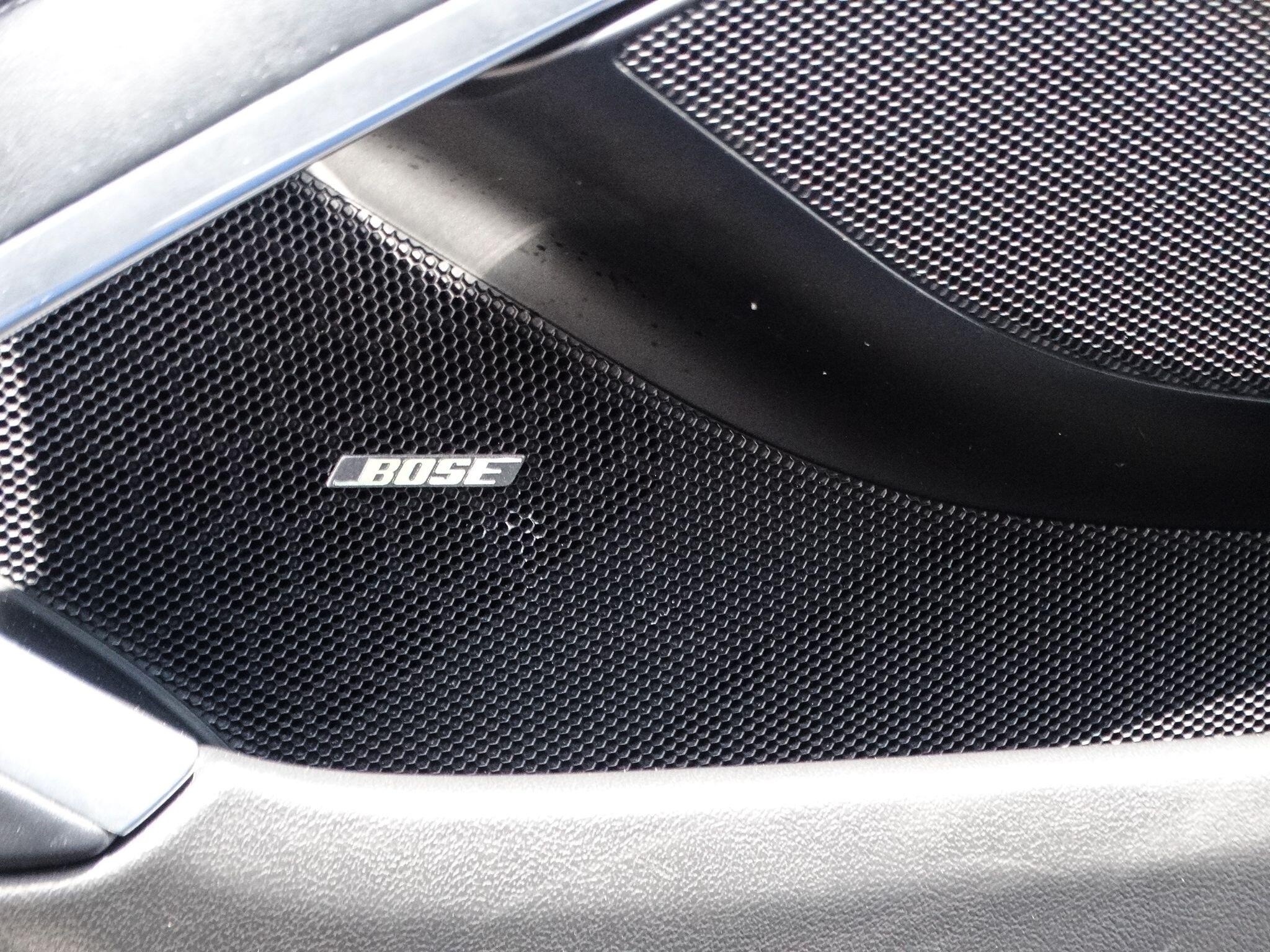 Porsche Cayman view 9