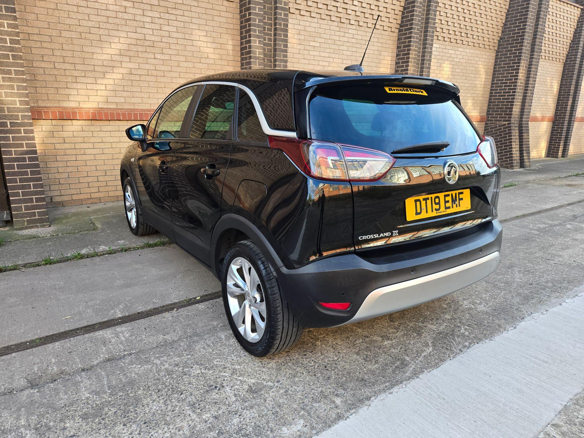 2019 Vauxhall Crossland X 1.2 Turbo GPF Tech Line Nav Euro 6 (s/s) 5dr • 85,000 miles image 8