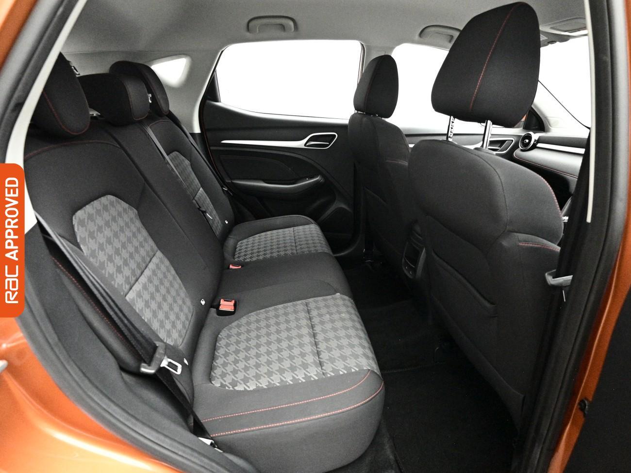 MG ZS view 13