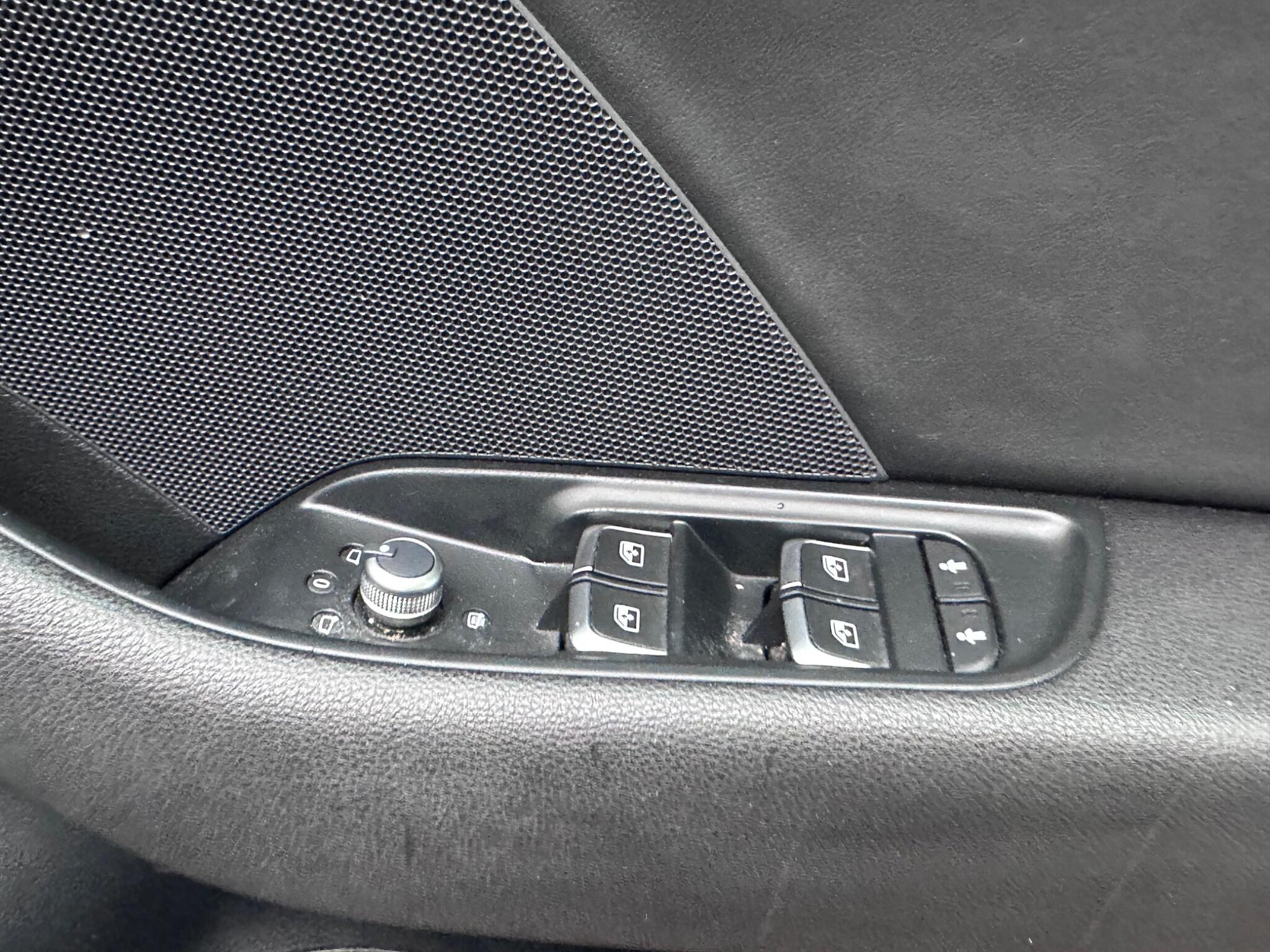 2016 Audi A3 image 32