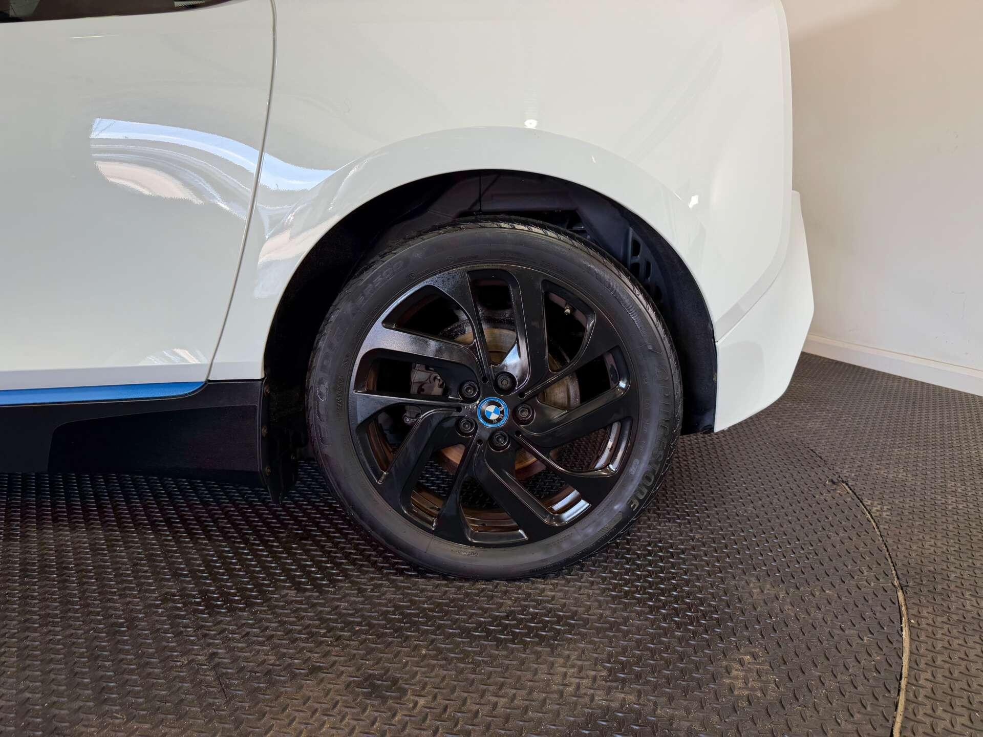 BMW i3 view 67