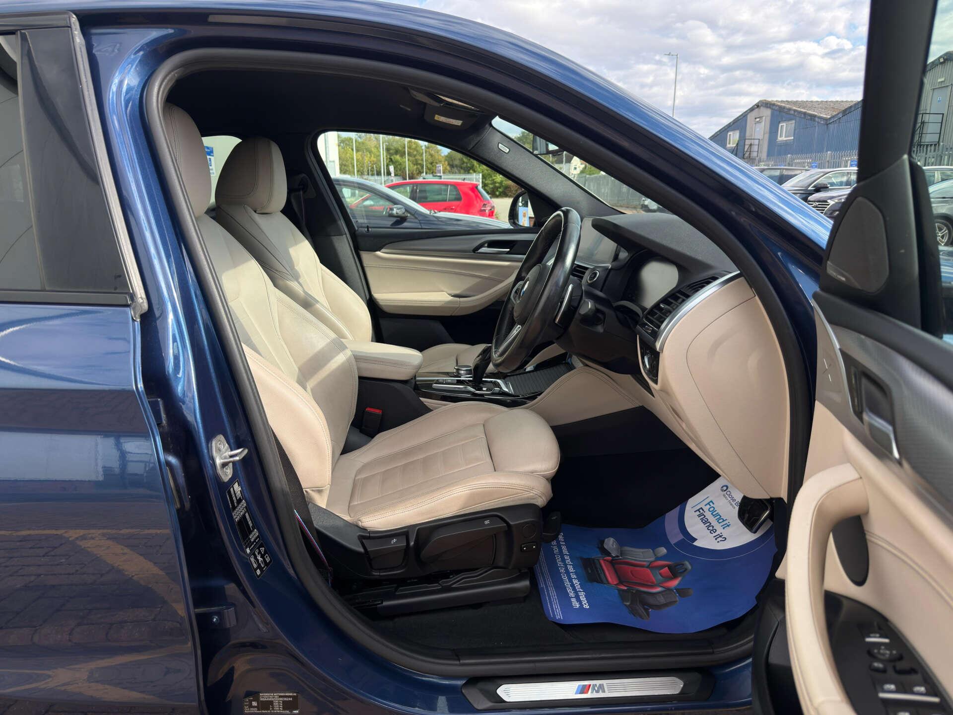 BMW X4 view 26